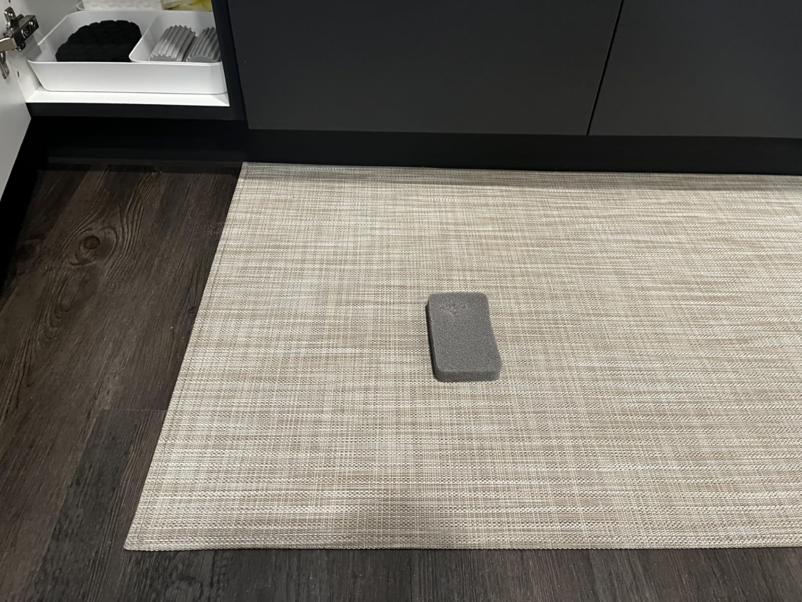 Casanero 6-Pack Silicone Kitchen Scrubbing Sponges, Heavy-Duty, Non-Scratch Kitchen Sponges | Reusable, Odor-Free, Multipurpose Cleaning for Kitchen, Bathroom, Dishes, Non-Stick Cookware, Countertops - Customer Photo 2