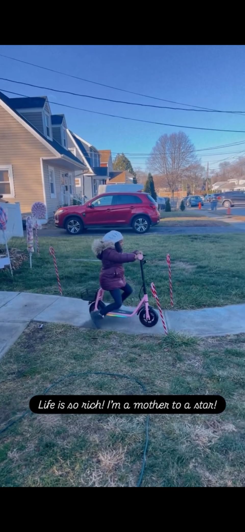 Hiboy ES1/Q2 Lite Electric Scooter with Seat for Kids Ages 4-10, LED Lights, UL Certified, 6.5-9.3 MPH customer photo 1