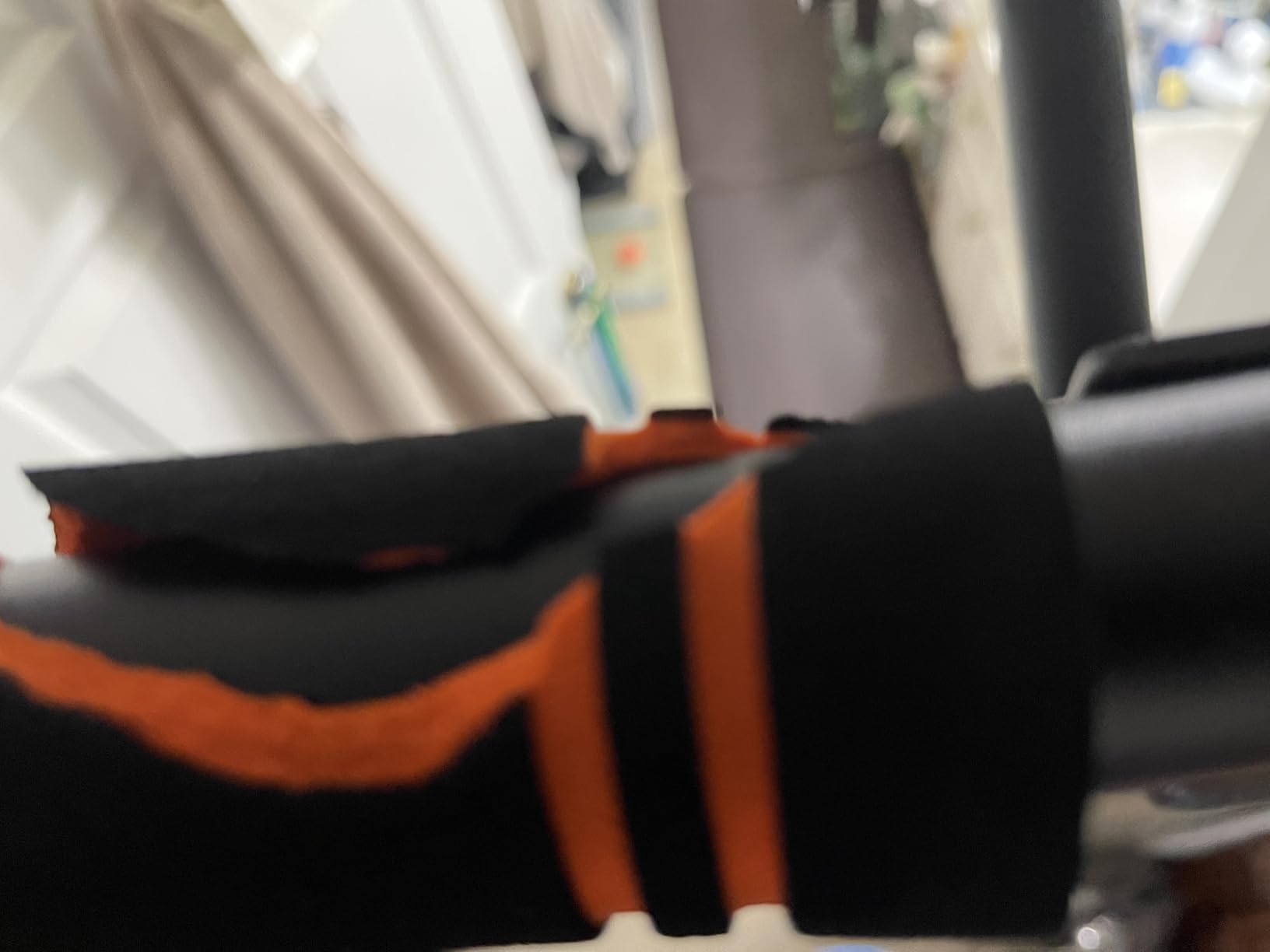 Sportneer 2026 Upgrade Pull up Bar for Doorway with Folding Handle, Door Pull up Bar Door Frame Multi-grip Upper Body Trainer, 440lb, Indoor Fitness for Home Gym Strength Training - US Patent Pending customer photo 1