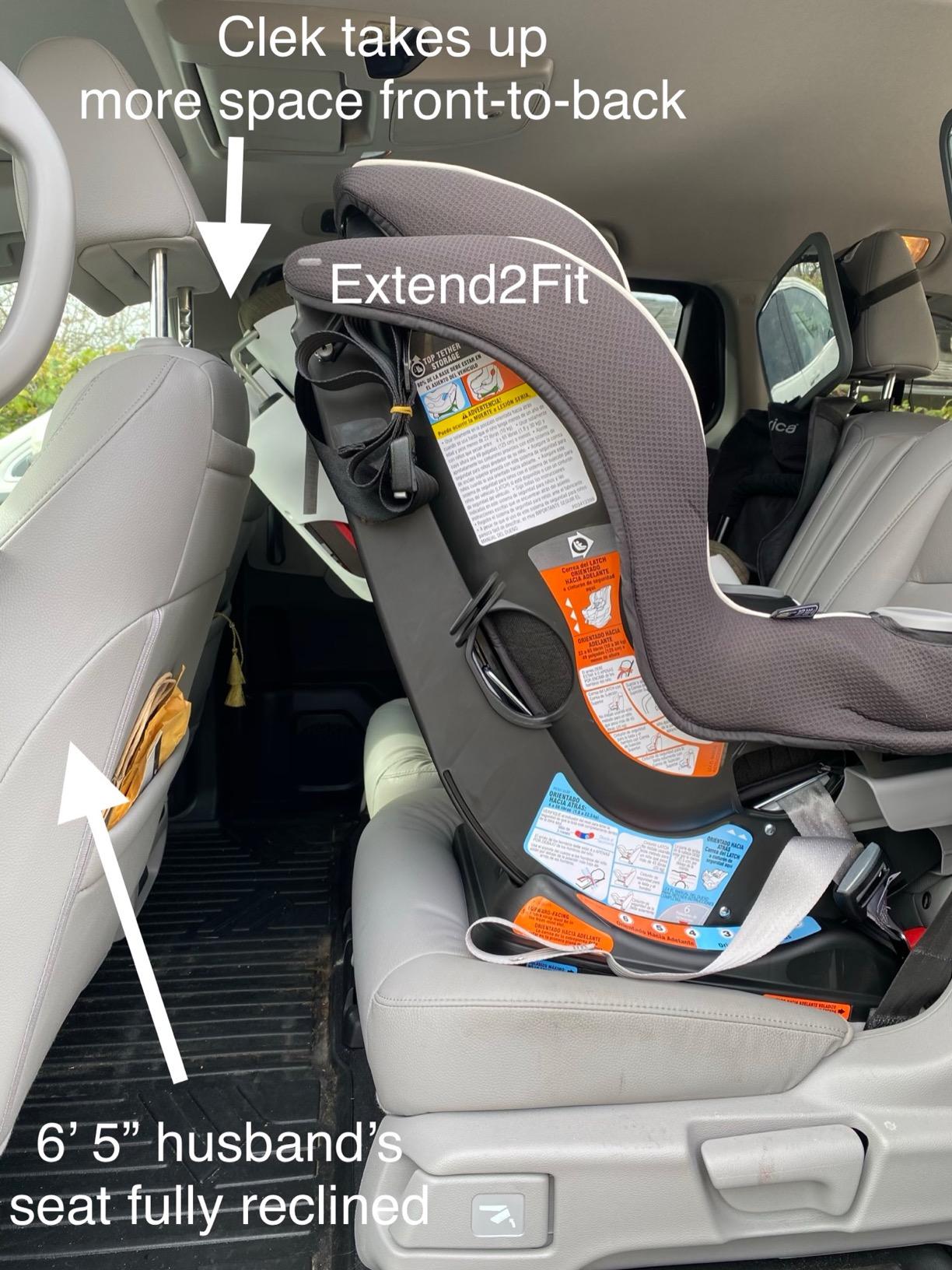 Graco Extend2Fit Convertible Baby Car Seat, Rear and Forward Facing, Adjustable Extension Panel for Extra Legroom, Redmond customer photo 2