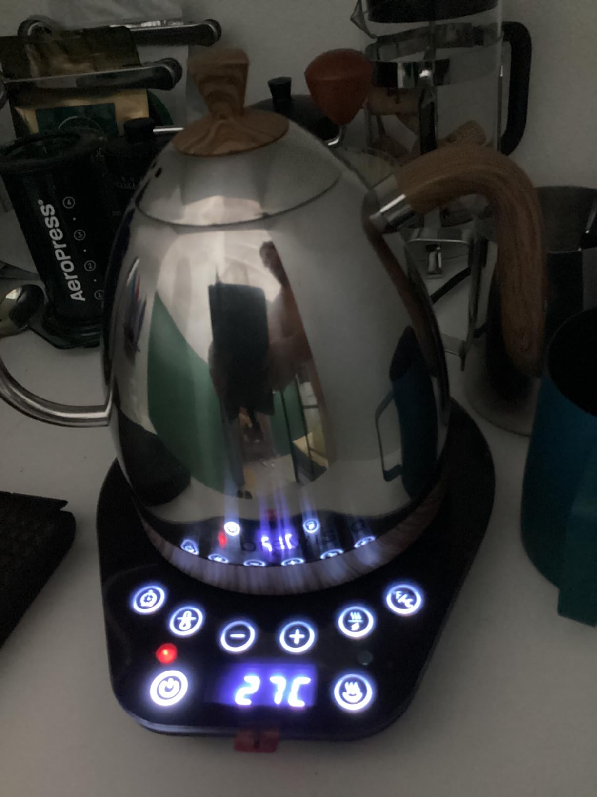 Brewista Artisan Electric Gooseneck Kettle, Water Boiler with LCD Panel, Precise Temperature Control, Fast Boiling and Keep Warm Settings for Pour-Over Coffee & Tea, Café, 1 Liter (Matte Black) - Customer Photo 2