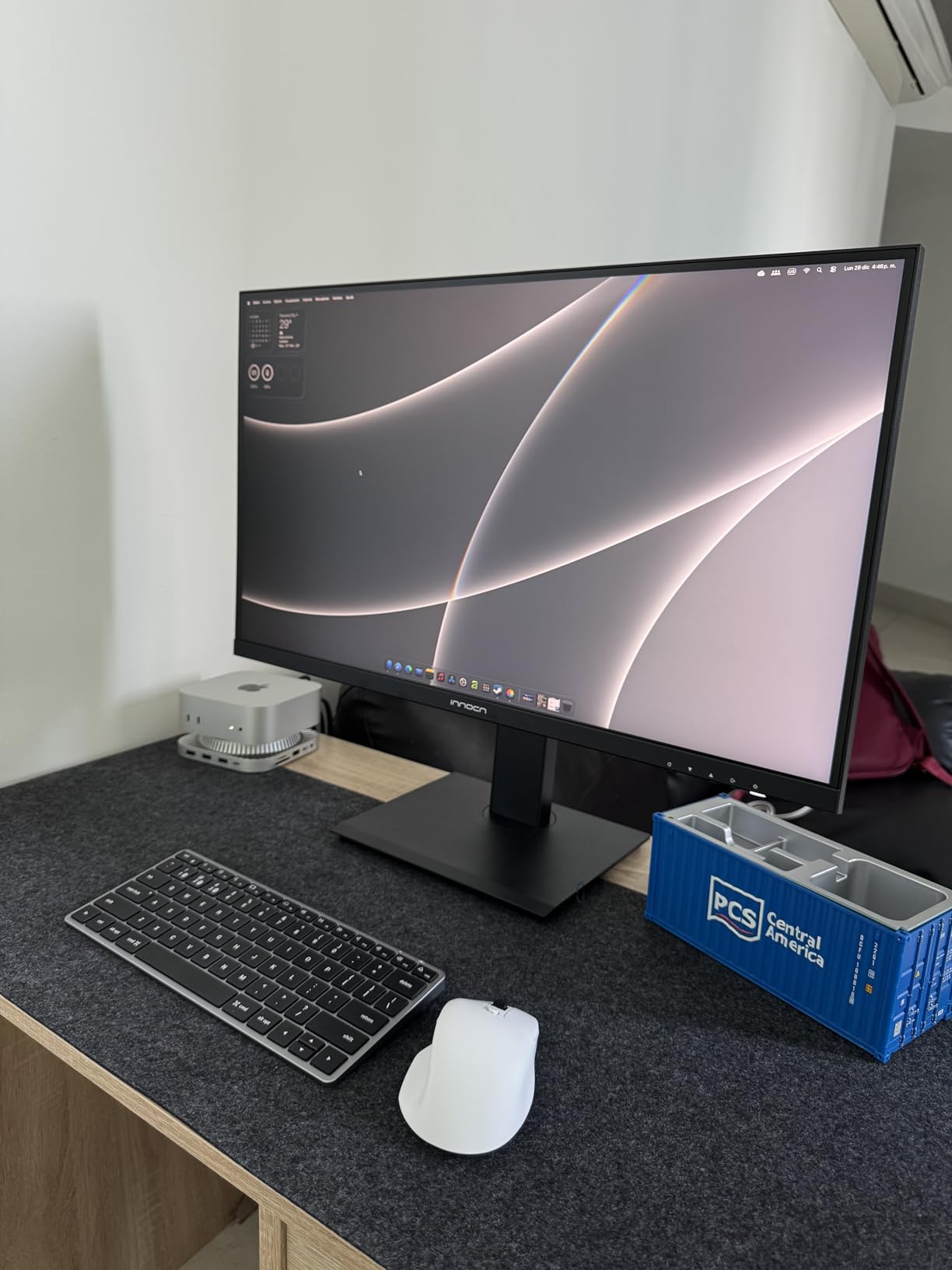 Apple 2024 Mac mini Desktop Computer with M4 chip with 10-core CPU and 10-core GPU: Built for Apple Intelligence, 16GB Unified Memory, 256GB SSD Storage, Gigabit Ethernet. Works with iPhone/iPad customer photo 2