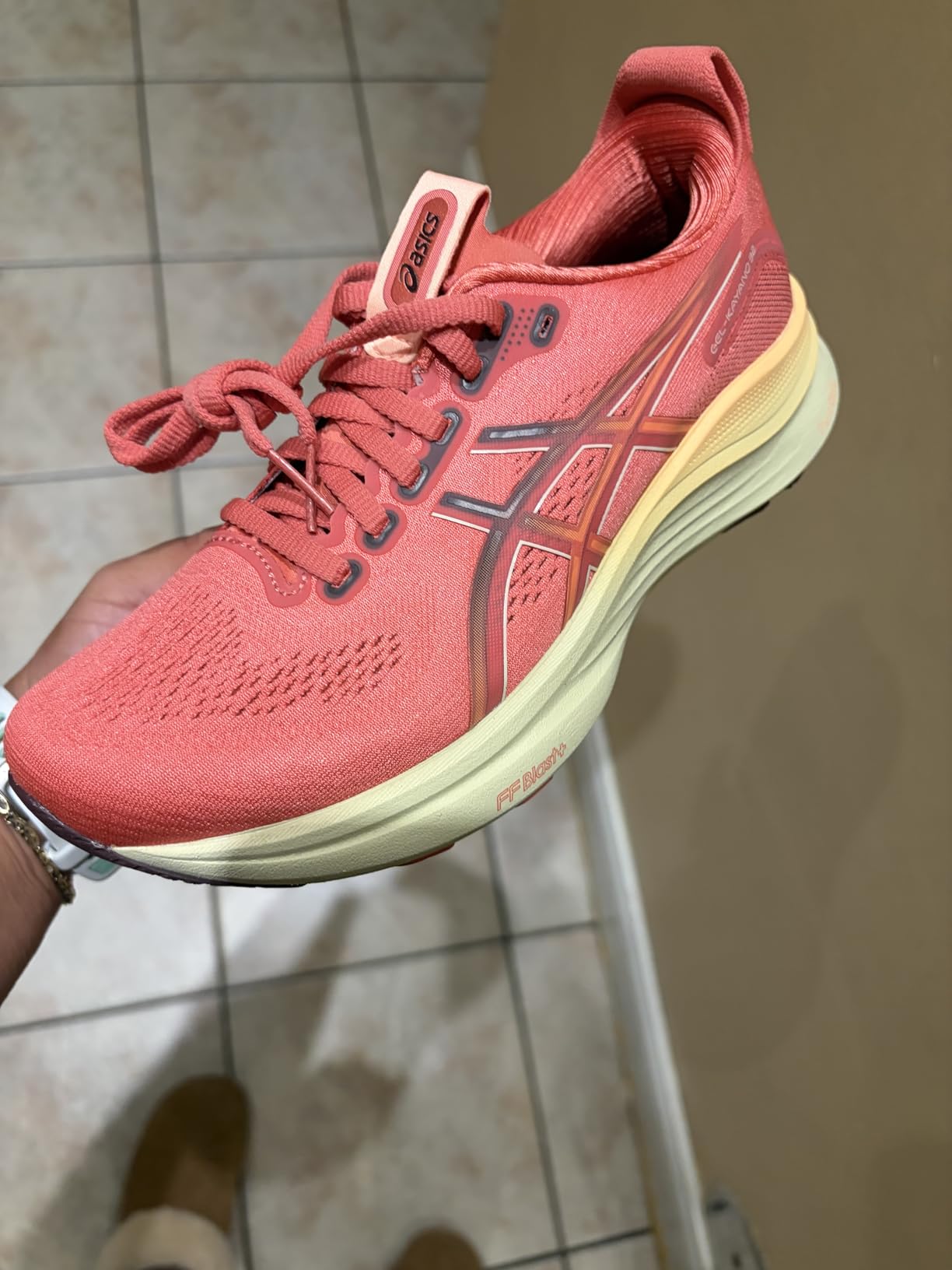 Women's Gel-Kayano 32 Running Shoes customer photo 1
