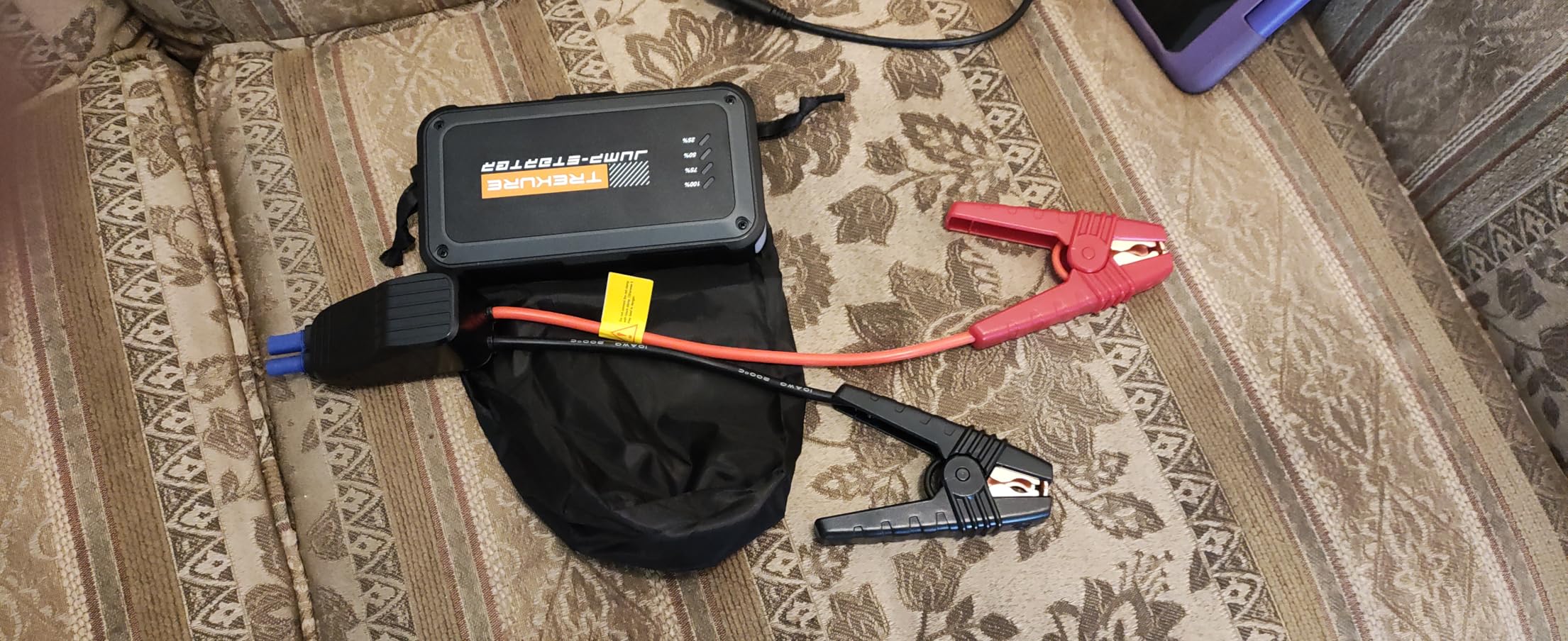 TREKURE Portable Car Battery Jump Starter 4000A 16800mAh customer photo 2