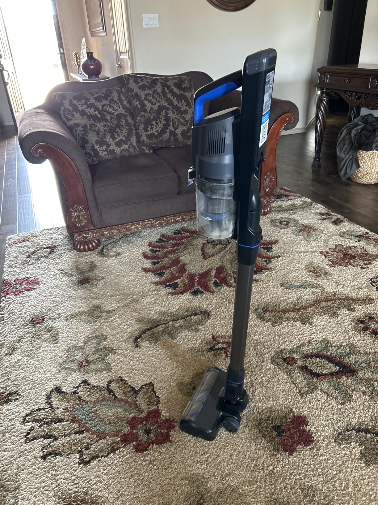 Bissell PowerClean FurGuard 280W Self-Standing Cordless Vacuum w/Self-Cleaning Brush Roll, Strong Suction, Removeable Battery, Wall Mount, Upholstery Tool & Bright Headlights customer photo 1