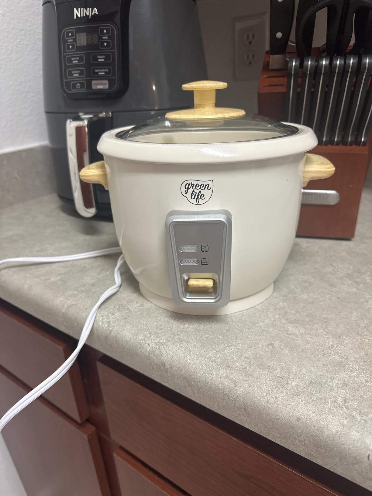 GreenLife Rice Cooker with Removable PFAS-Free Ceramic Nonstick Pot, 3-Cups Uncooked/6-Cups Cooked, Grains & Oatmeal Multicooker, Compact One-Switch Design, Auto Keep Warm, Easy Clean, Sage Green - Customer Photo 2