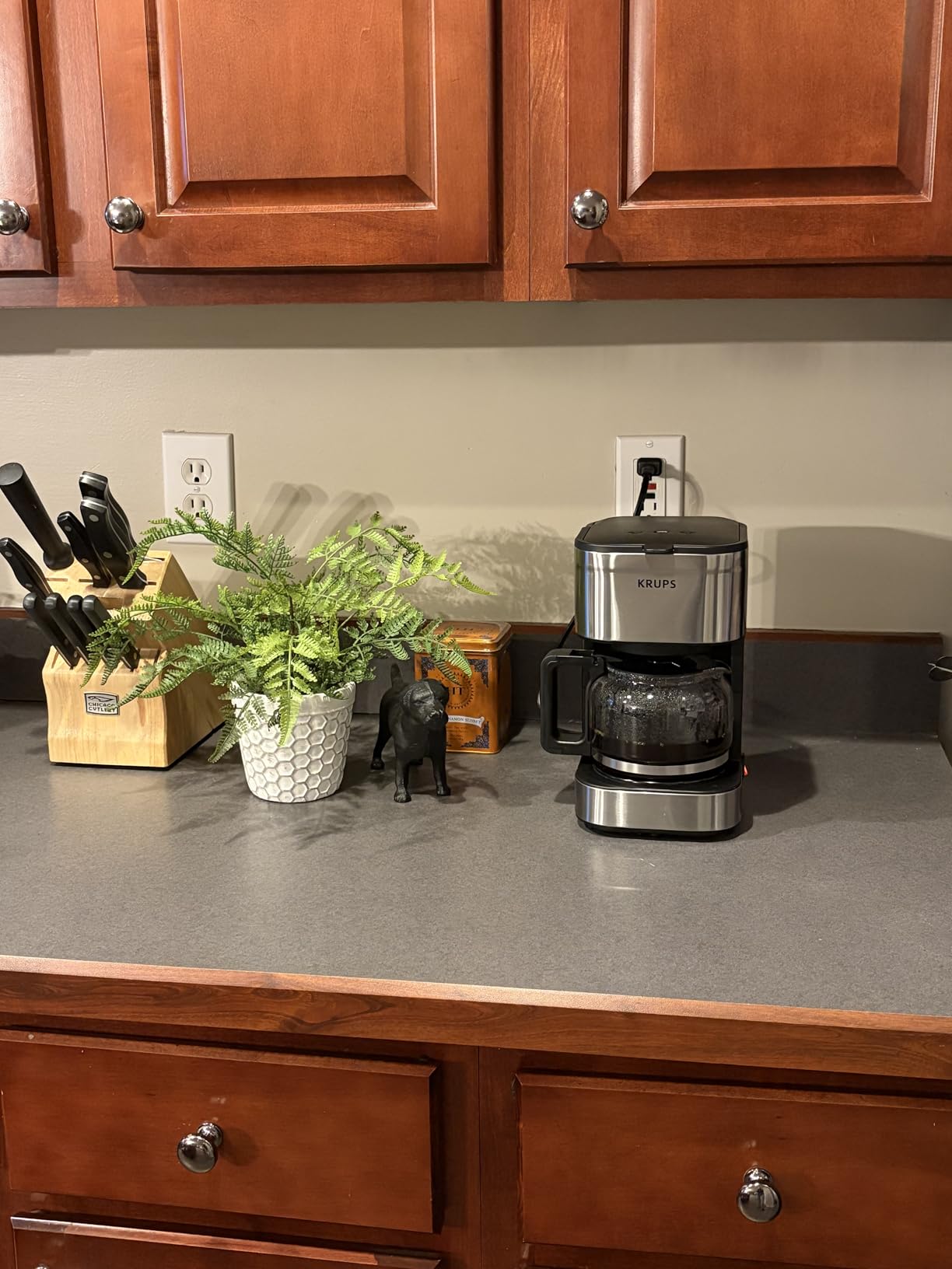 KRUPS Essential Brewer 8 Cup Drip Coffee Maker Machine, SCA-Certified, Blooming Technology, Barista-Quality, Pour Over Coffee Machine, Easy to Clean, Stainless Steel Design, Silver - Customer Photo 4