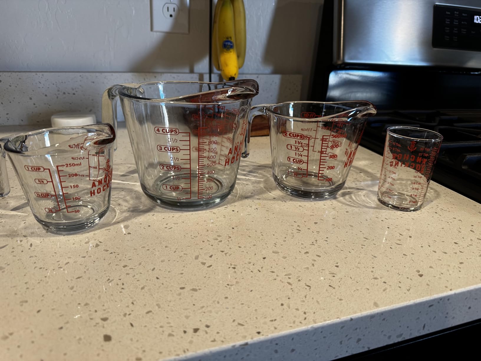 Anchor Hocking Lidded Measuring Cup Set (2-Piece, 2-Cup & 4-Cup with Red Lids, dishwasher safe) - Customer Photo 3