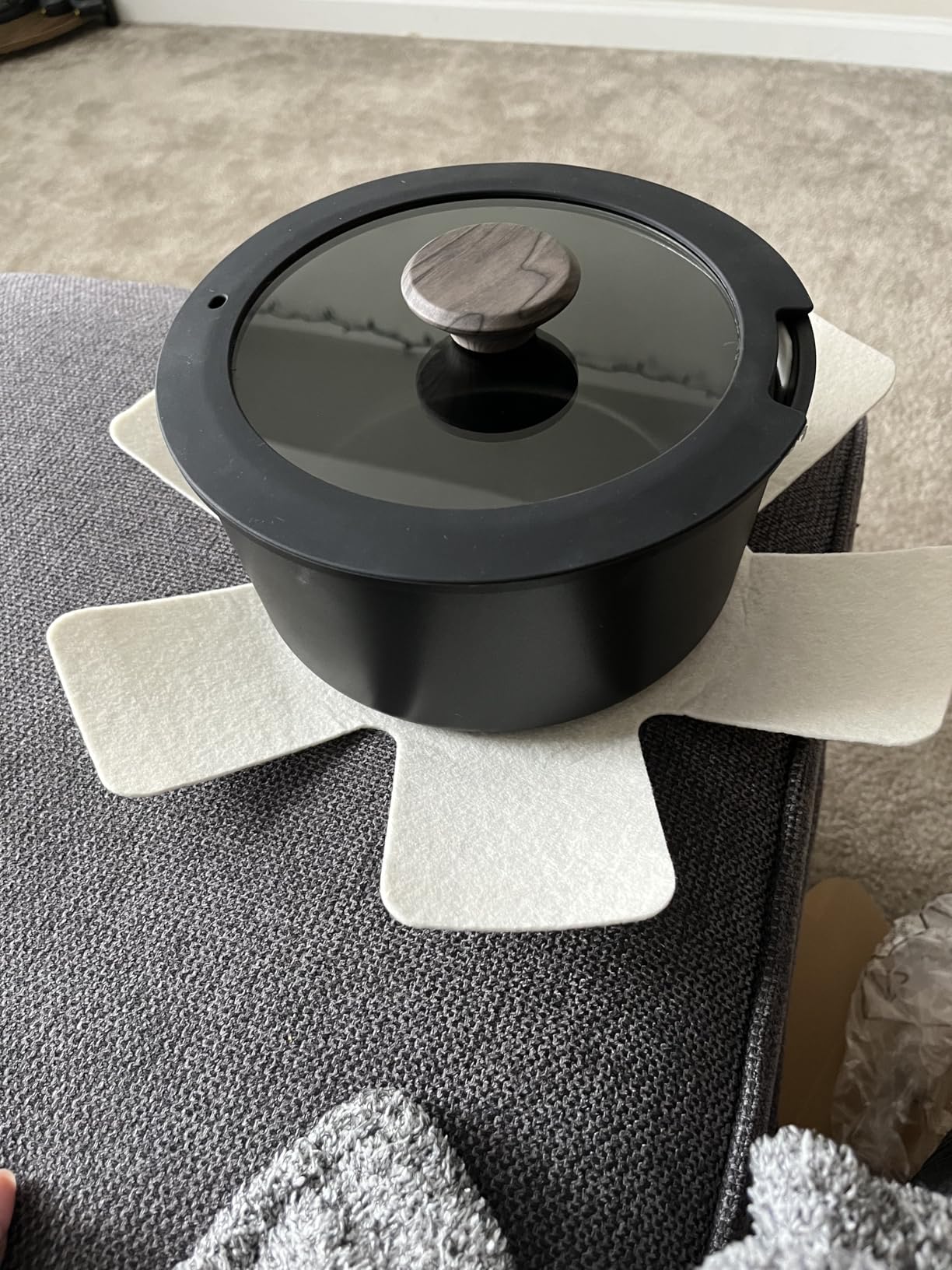 Astercook Non Stick RV Pots and Pans Ceramic Kitchen Cookware Set with Detachable/Removable Handle, Oven Safe, Induction Ready, Stackable, Black, 21 pcs - Customer Photo 2