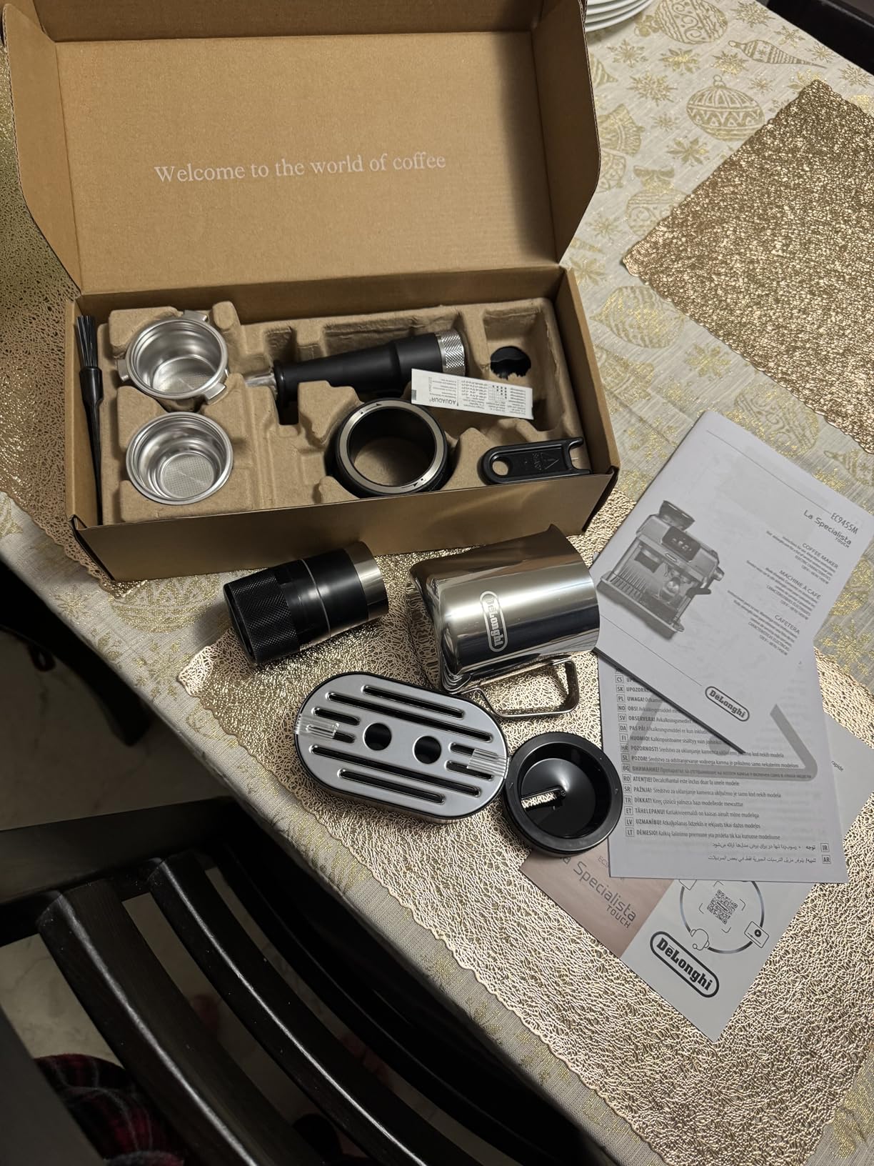 De'Longhi La Specialista Touch Espresso Machine with Grinder & Milk Frother – Cold Brew & Iced Coffee Maker, Burr Grinder, 10 Drink Presets, Compact Bean to Cup, Award-Winning Italian Design - Customer Photo 1