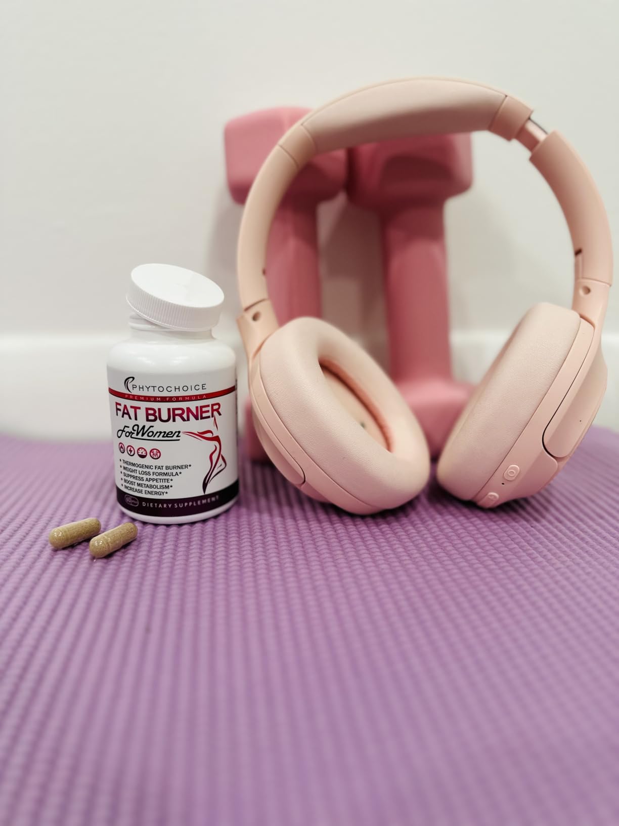 Belly Fat Burner for Women - Powerful Weight Loss Pills That Target Stubborn Belly & Thigh Fat - Thermogenic Metabolism Booster, Appetite Suppressant & Bloating Relief - Advanced Slimming Formula customer photo 2