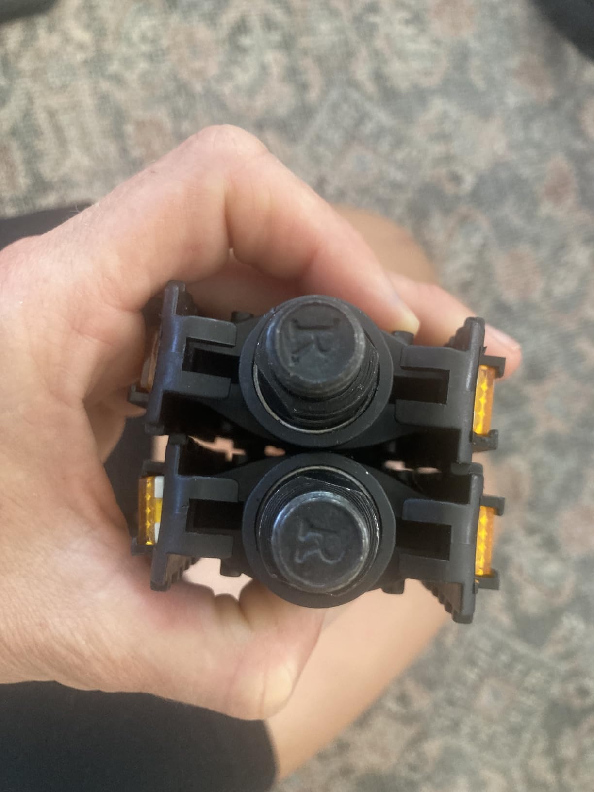 WEIZE Kids Mountain Bike, 20 24 inch Kids' Bicycles for 6-14 Years Old Boys Girls with Dual Full Suspension, 6 Speeds Drivetrain, High-Carbon Steel Frame, Ideal for Young Riders and Adventurers customer photo 1