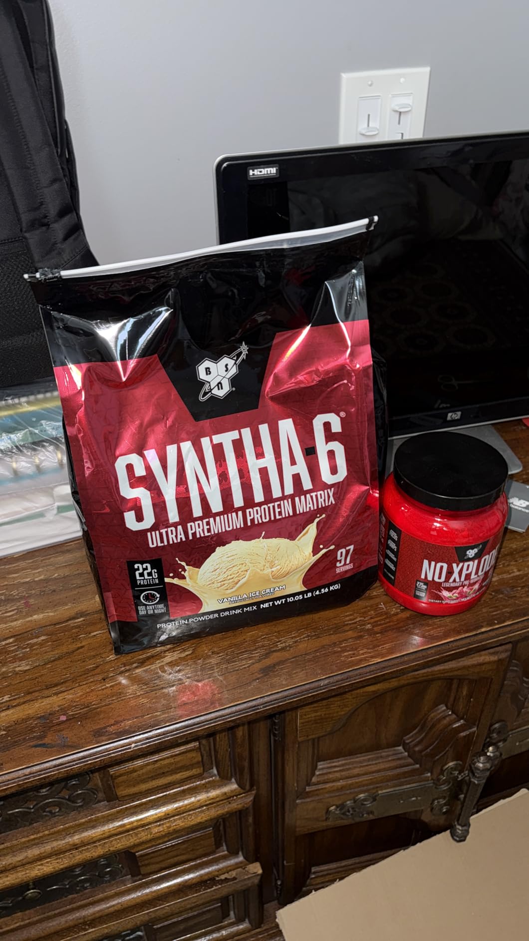 BSN SYNTHA-6 Premium Protein Powder with 6g of Fiber, Whey Isolate, Micellar Casein, Milk Protein Isolate, 5g of Fat, Vanilla Ice Cream, 14 Servings, 1.45 Pound (Packaging May Vary) customer photo 1