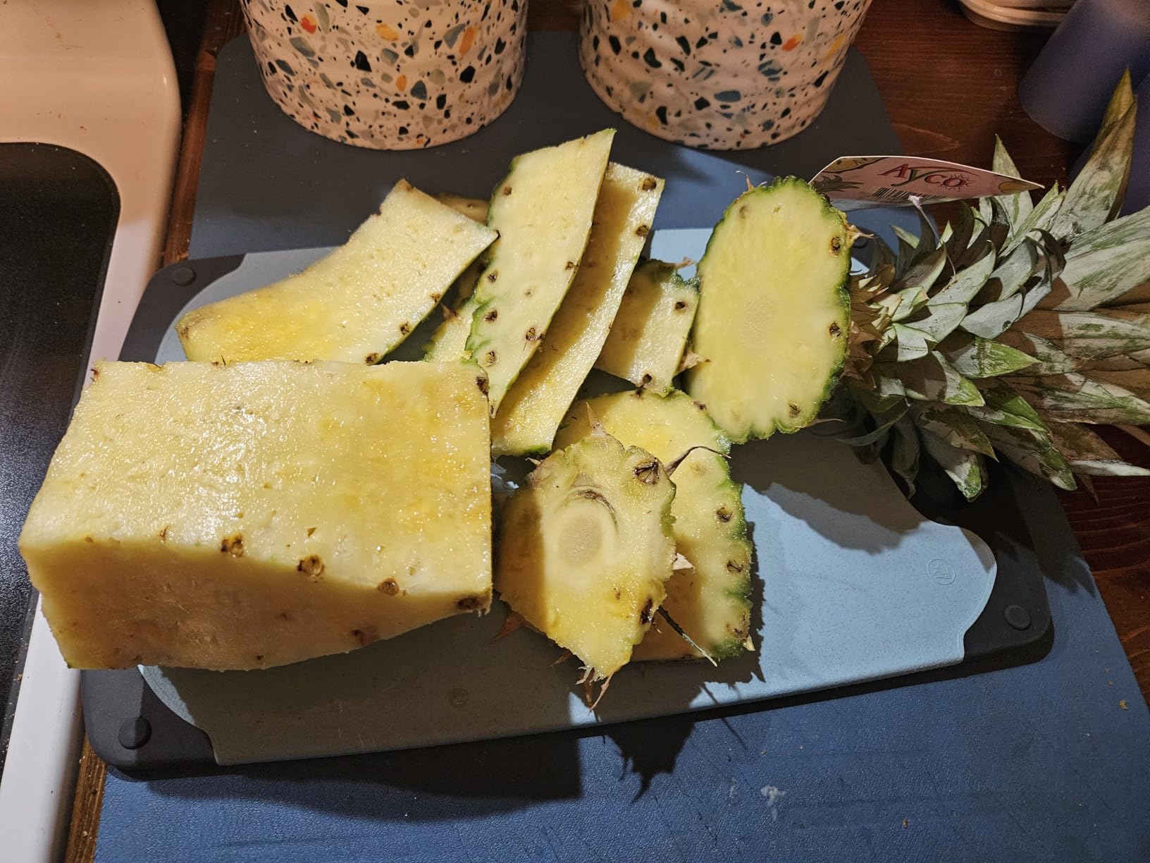 WORKPRO Electric Knife for Meat Slicing, Cordless Electric Carving Knife for Turkey, Fish & Bread, Two Stainless Steel Blades, Ergonomic Handle, Storage Case & Serving Fork Included, White Customer Review WORKPRO Electric Knife for Meat Slicing, Cordless Electric Carving Knife for Turkey, Fish & Bread, Two Stainless Steel Blades, Ergonomic Handle, Storage Case & Serving Fork Included, White - Customer Photo 2