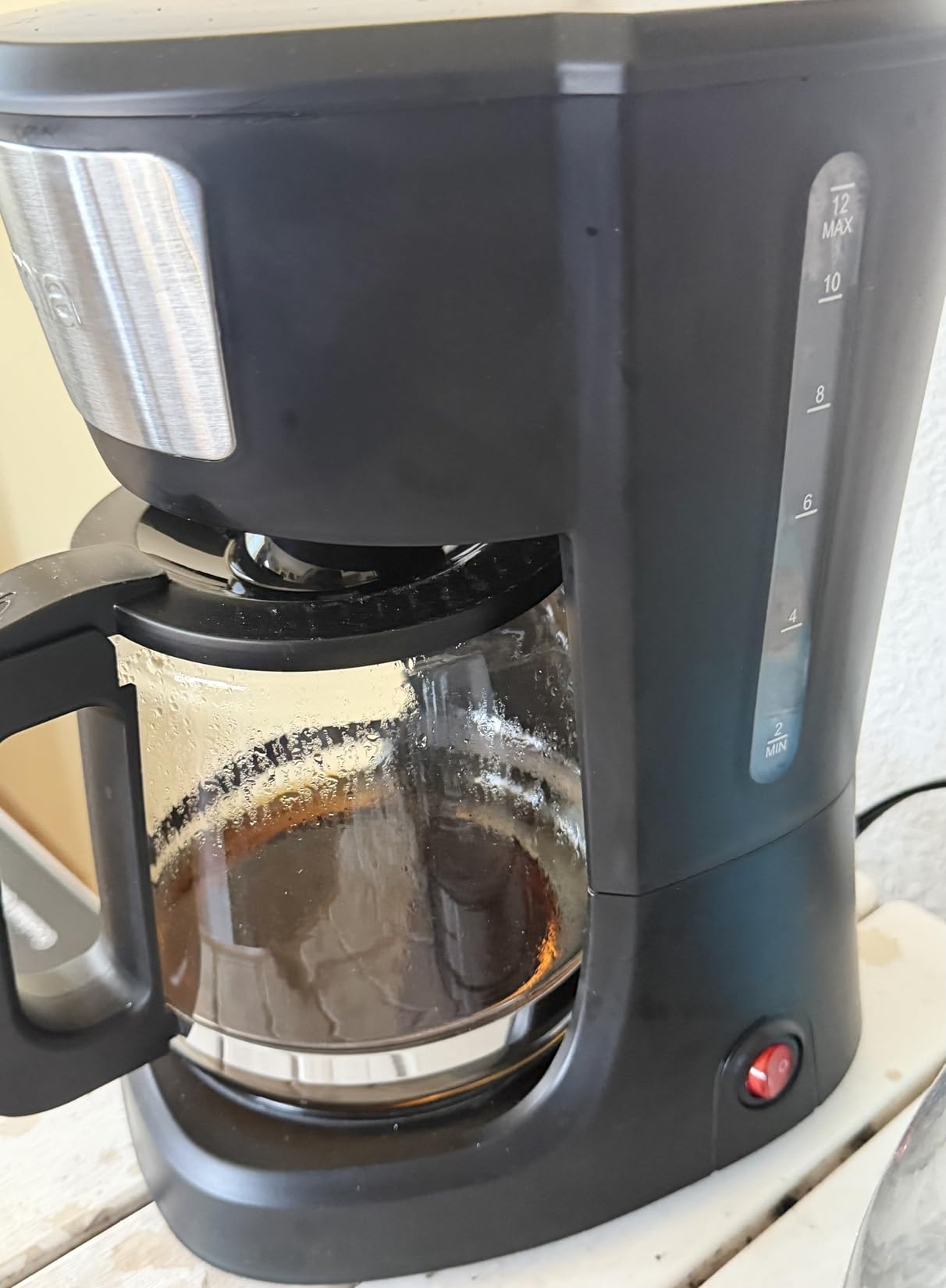 Gourmia 12 Cup One-Touch Coffee Maker – Pause and Serve with Automatic Keep Warm, Easy View Water Window, Compact Design, Stainless Steel Accents, Black Customer Review Gourmia 12 Cup One-Touch Coffee Maker – Pause and Serve with Automatic Keep Warm, Easy View Water Window, Compact Design, Stainless Steel Accents, Black - Customer Photo 2