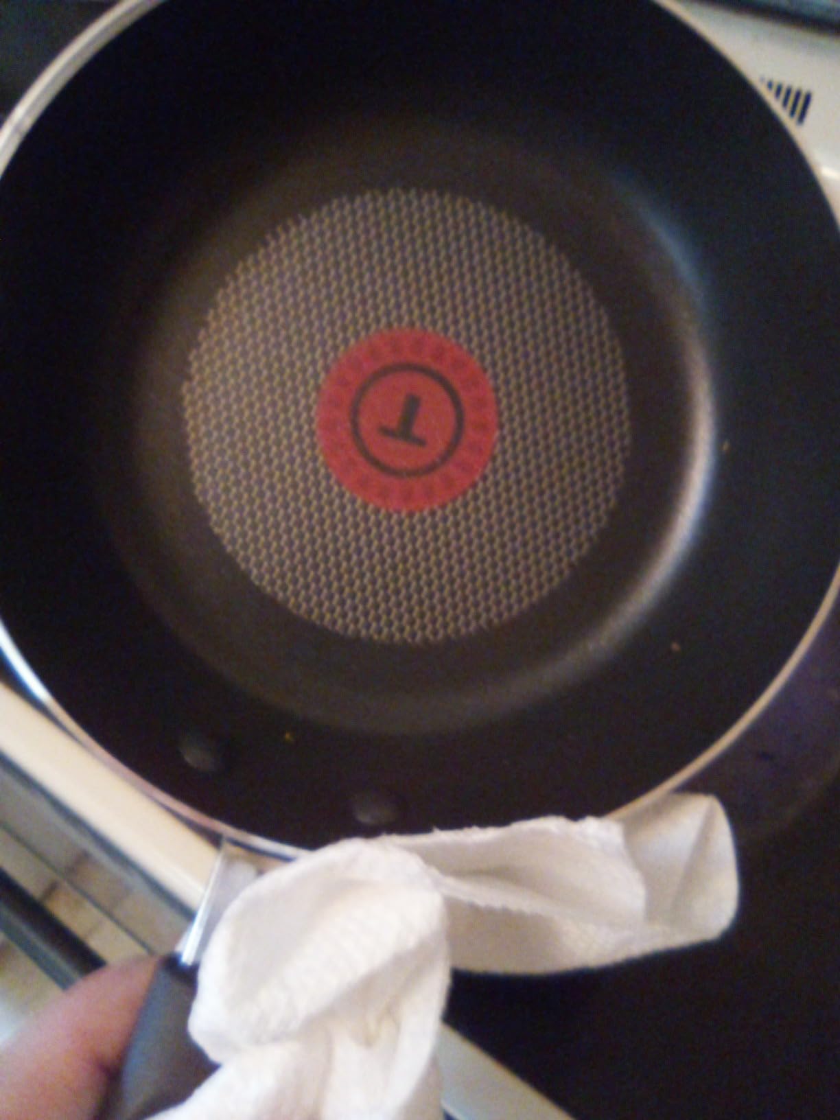 T-fal Ingenio Essentials Cookware Set with Detachable/Removable Handle 11 Piece, Granite Titanium Non Stick, Oven Broiler Safe 500F, Stackable, Pots and Pans Set, Frying Pans, Dishwasher Safe, Beige Customer Review T-fal Ingenio Essentials Cookware Set with Detachable/Removable Handle 11 Piece, Granite Titanium Non Stick, Oven Broiler Safe 500F, Stackable, Pots and Pans Set, Frying Pans, Dishwasher Safe, Beige - Customer Photo 1