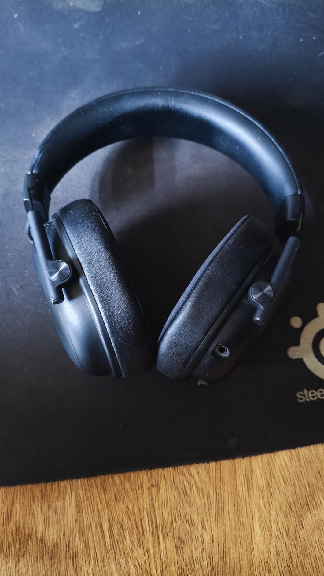 Razer BlackShark V3 X HyperSpeed Wireless Gaming Headset for PC: 50mm Drivers - Cardioid Mic - 2.4 GHz, Bluetooth, USB - Works with Mac, PS5, Nintendo Switch, Smartphone - 70 Hr Battery - Black customer photo 2