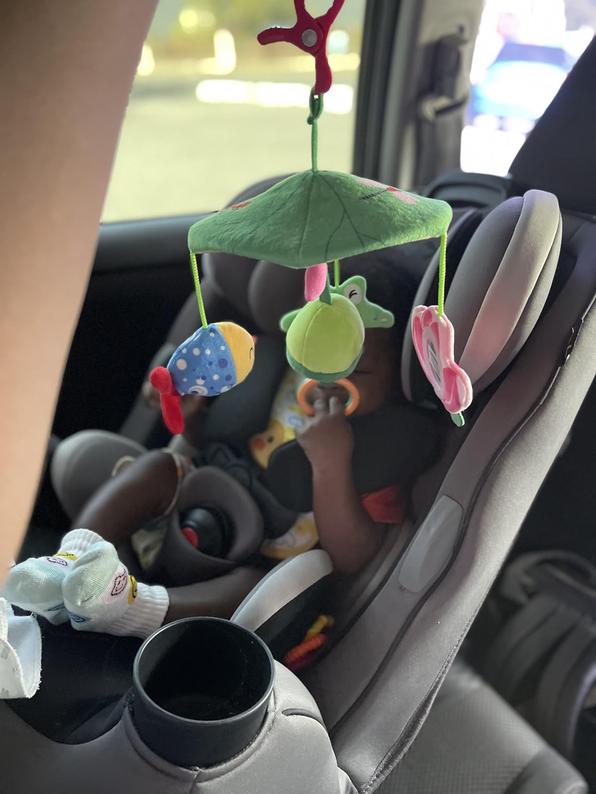 Safety 1st Grow and Go All-in-One Slim Convertible Car Seat, Rear Facing 5-40 lbs, Forward Facing 30-65 lbs customer photo 2