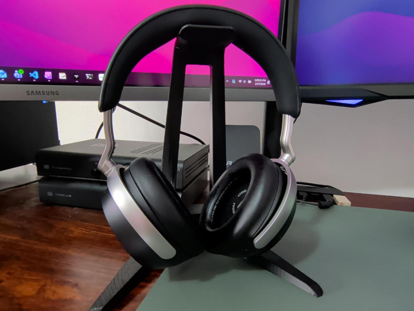 Sennheiser HDB 630 Wireless Over-Ear Headphones - Hi-Res Audiophile Sound, Adaptive Noise Cancellation, Parametric EQ, 60 Hour Battery Life, Includes USB-C Low-Latency Bluetooth Adapter - Black customer photo 1