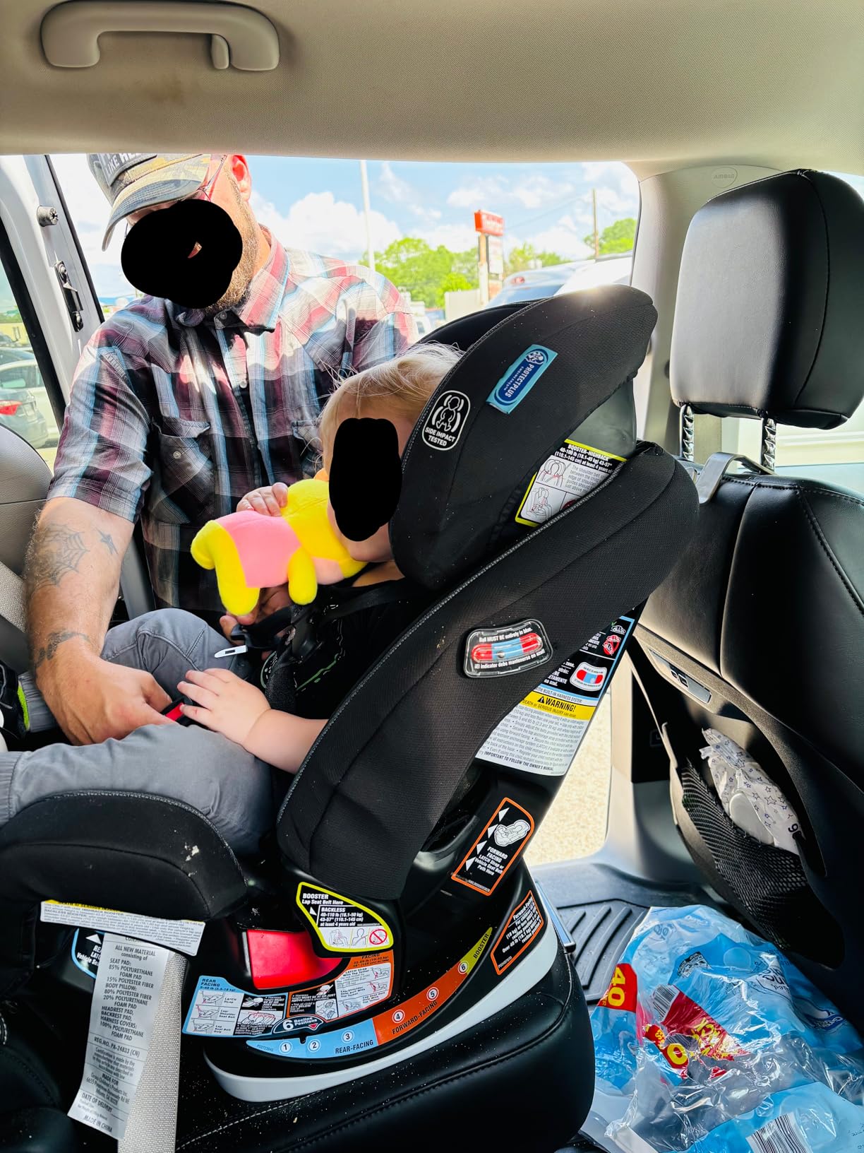 Graco Grows4Me 4-in-1 Convertible Car Seat, 10 Years of Use - Infant Car Seat to Toddler, West Point Design customer photo 2