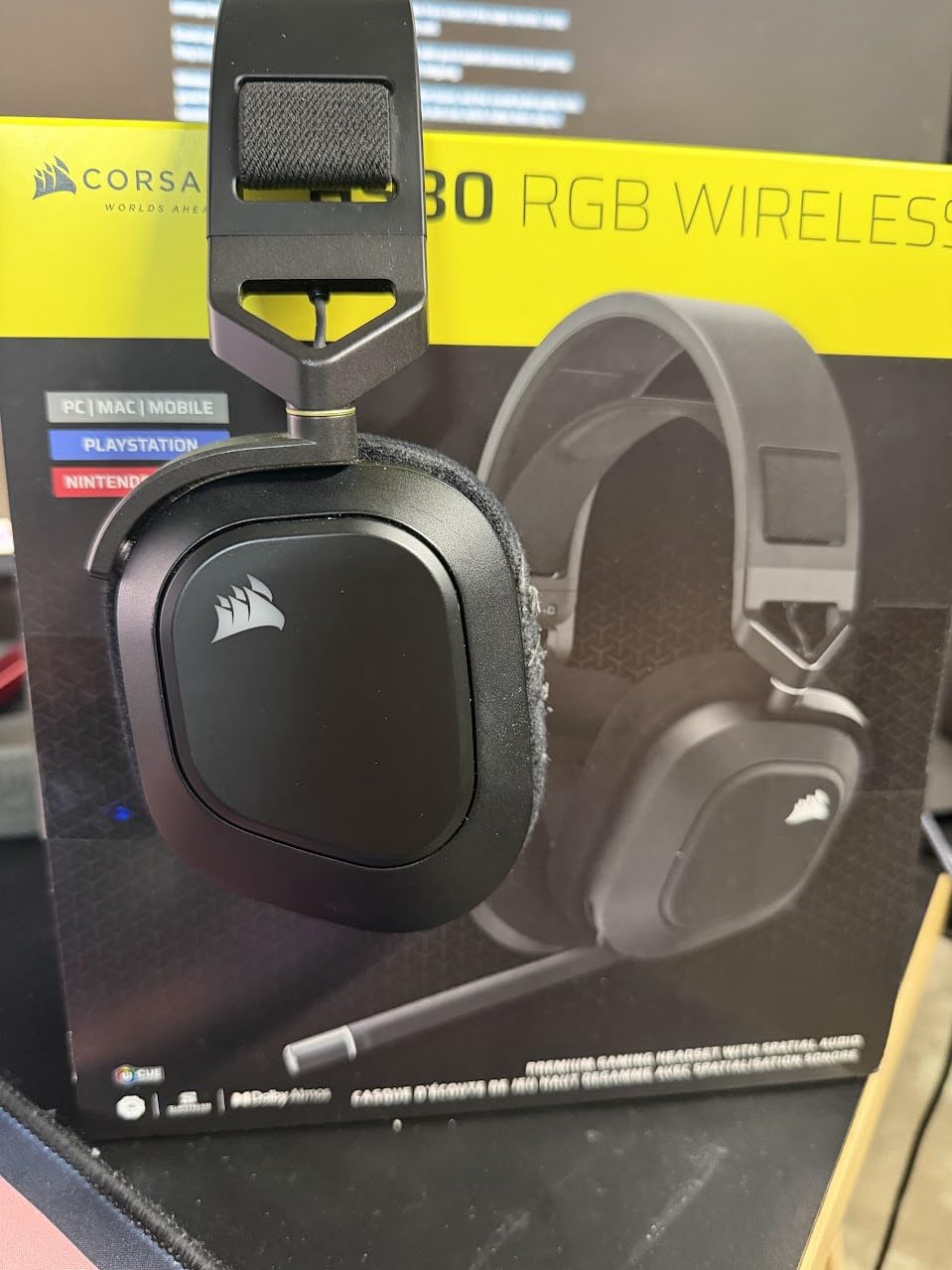 Corsair HS80 RGB Wireless Multiplatform Gaming Headset - Dolby Atmos - Lightweight Comfort Design - Broadcast Quality Microphone - iCUE Compatible - PC, Mac, PS5, PS4 - Black customer photo 1
