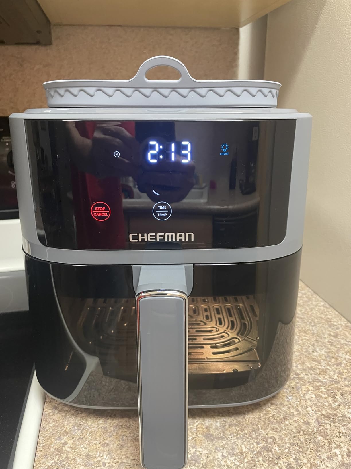 Chefman Air Fryer 9 Qt | TurboFry 7-in-1 High-Powered 450°F Cooking for Crispier and Even Results | XL Basket with Viewing Window | Air Fry, Bake, Broil, Reheat, Dehydrate, Defrost, Keep Warm customer photo 2