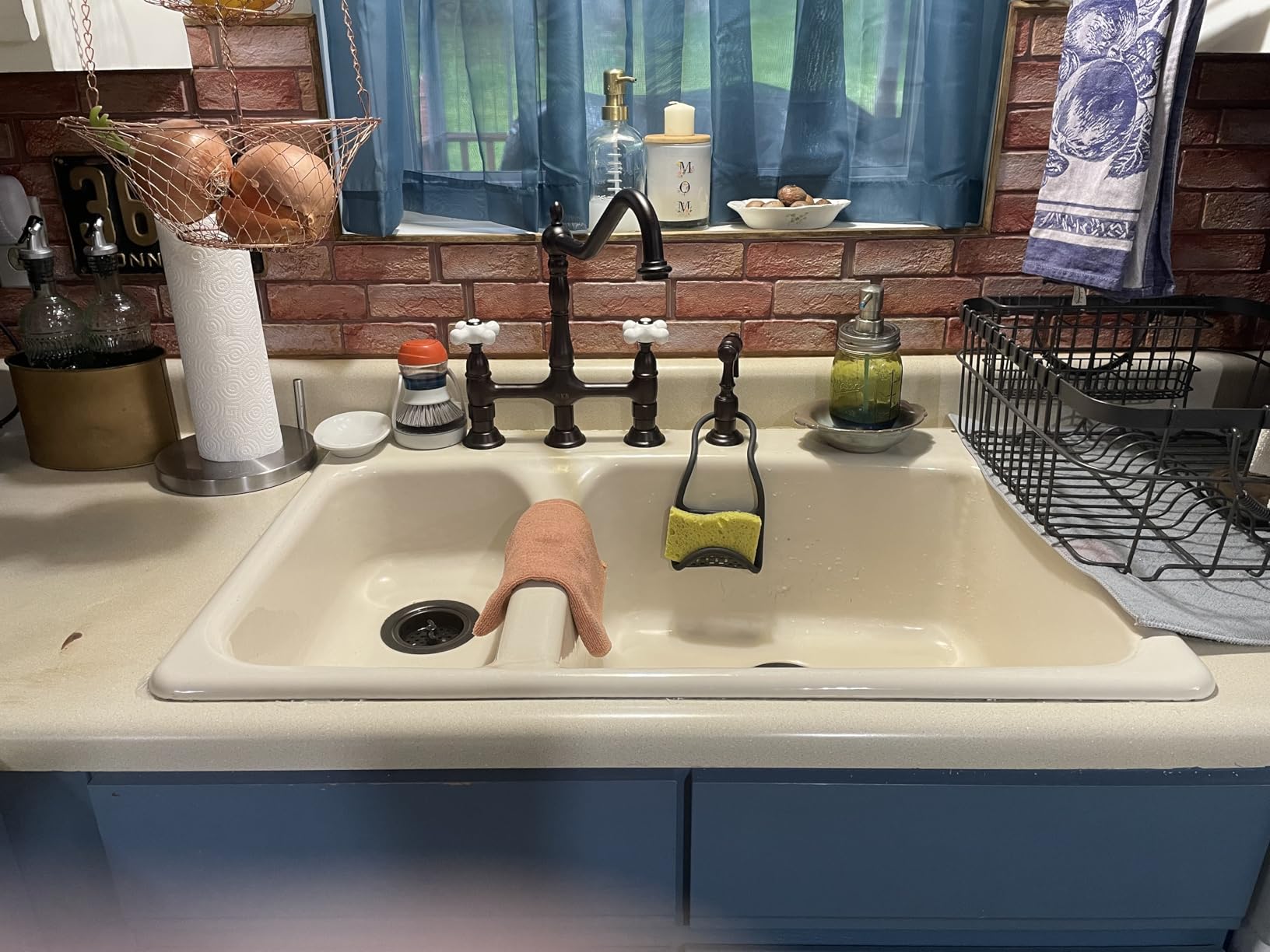 Gold Sink Drain Strainer 3-1/2 Inch Kitchen Sink Drain Assembly Kit with Stainless Steel Strainer Basket and Drain Stopper for Standard Kitchen Sink Brushed Gold - Customer Photo 1