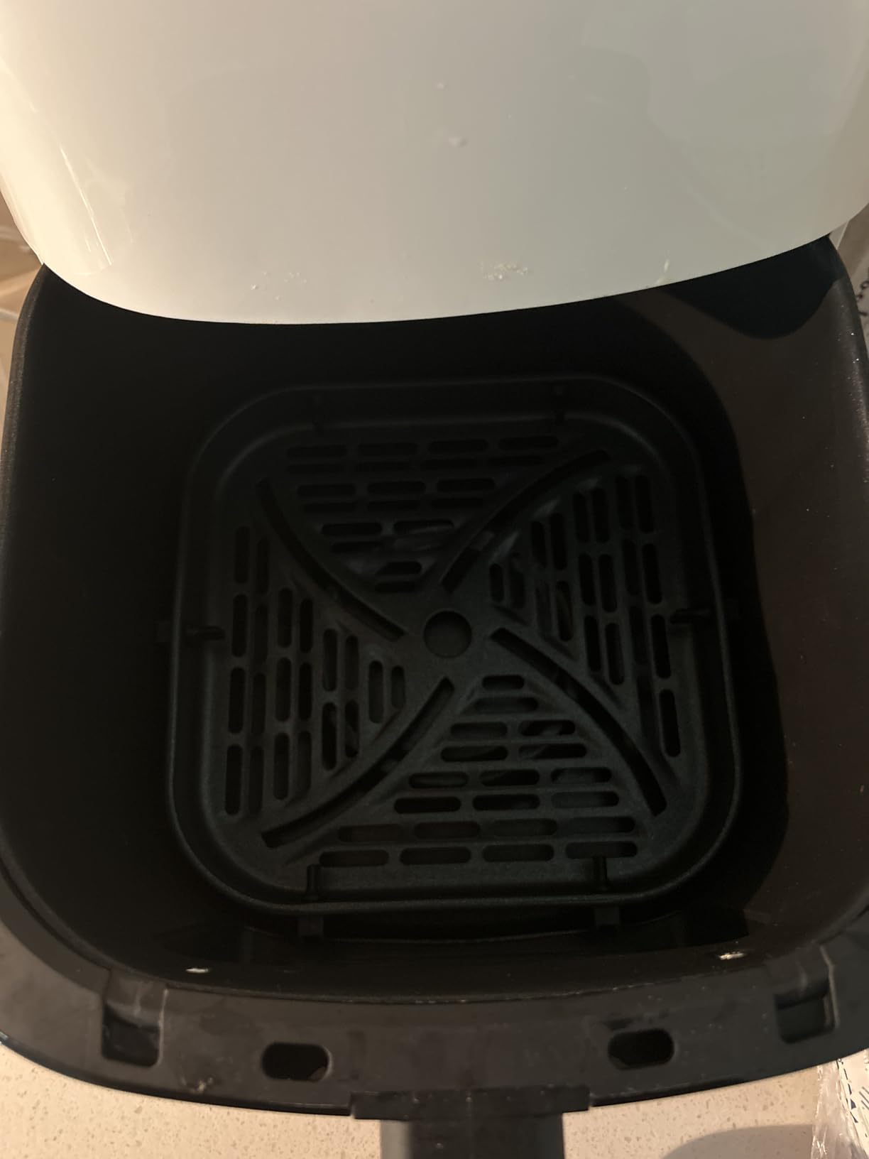 OLIXIS 8.5Qt Air Fryer, 12-In-1 Large Air Fryer for Family, 400°F Rapid Air Crispy Technology, Roast Bake Dehydrate Reheat, Nonstick & Easy-Clean Basket, 1800W, Silver customer photo 2