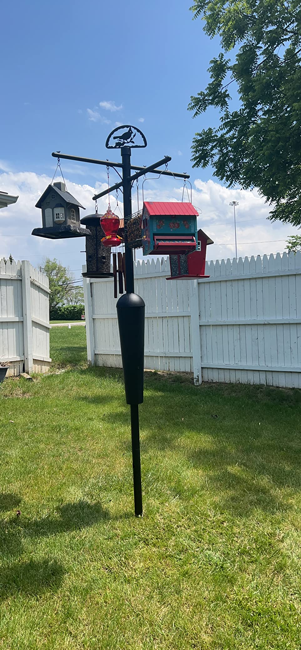 Squirrel Stopper Deluxe Bird Feeder Pole, Heavy-Duty Steel Pole, Patented Baffle, 100% Squirrel-Proof, Weather-Proof, Easy to Install, Holds 8 Bird Feeders, Plants, Wind Chimes, Black customer photo 1
