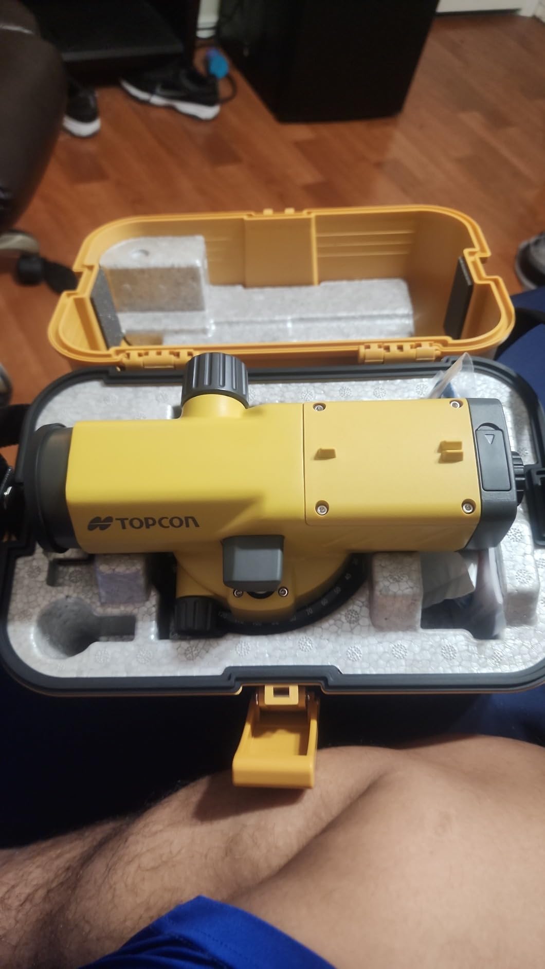 Topcon 24x Automatic Level AT-B4 60909 customer photo 2
