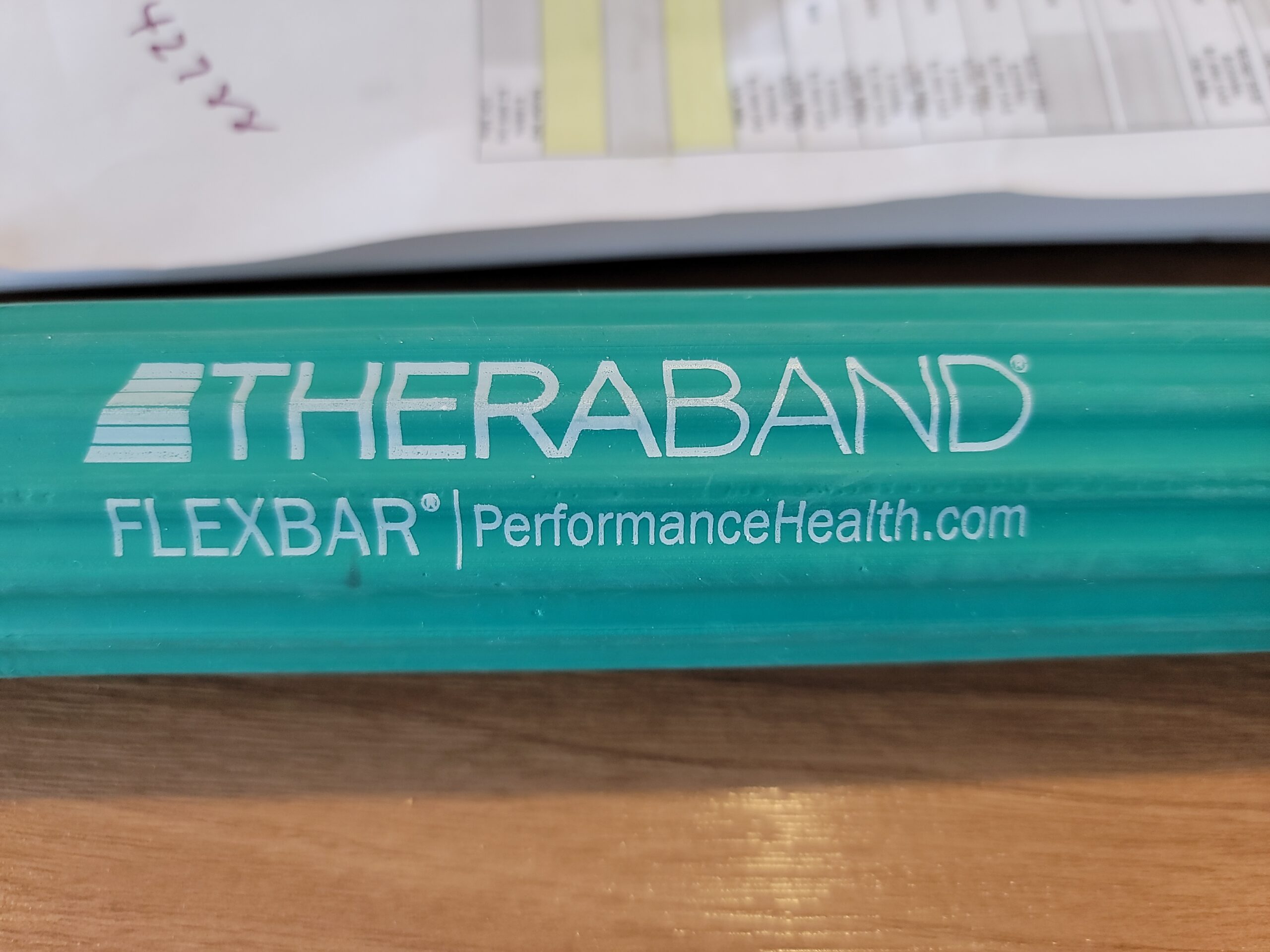 THERABAND FlexBar, Tennis Elbow Therapy Bar, Relieve Tendonitis Pain & Improve Grip Strength, Resistance Bar for Golfers Elbow & Tendinitis, Green, Medium, Intermediate customer photo 1