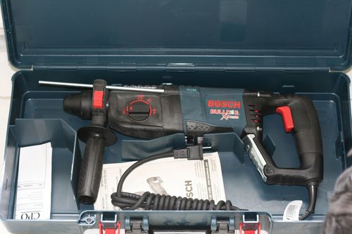 Bosch 11255VSR-RT BULLDOG Xtreme 1-Inch SDS-plus D-Handle Variable-speed Rotary Hammer (Renewed) customer photo 1