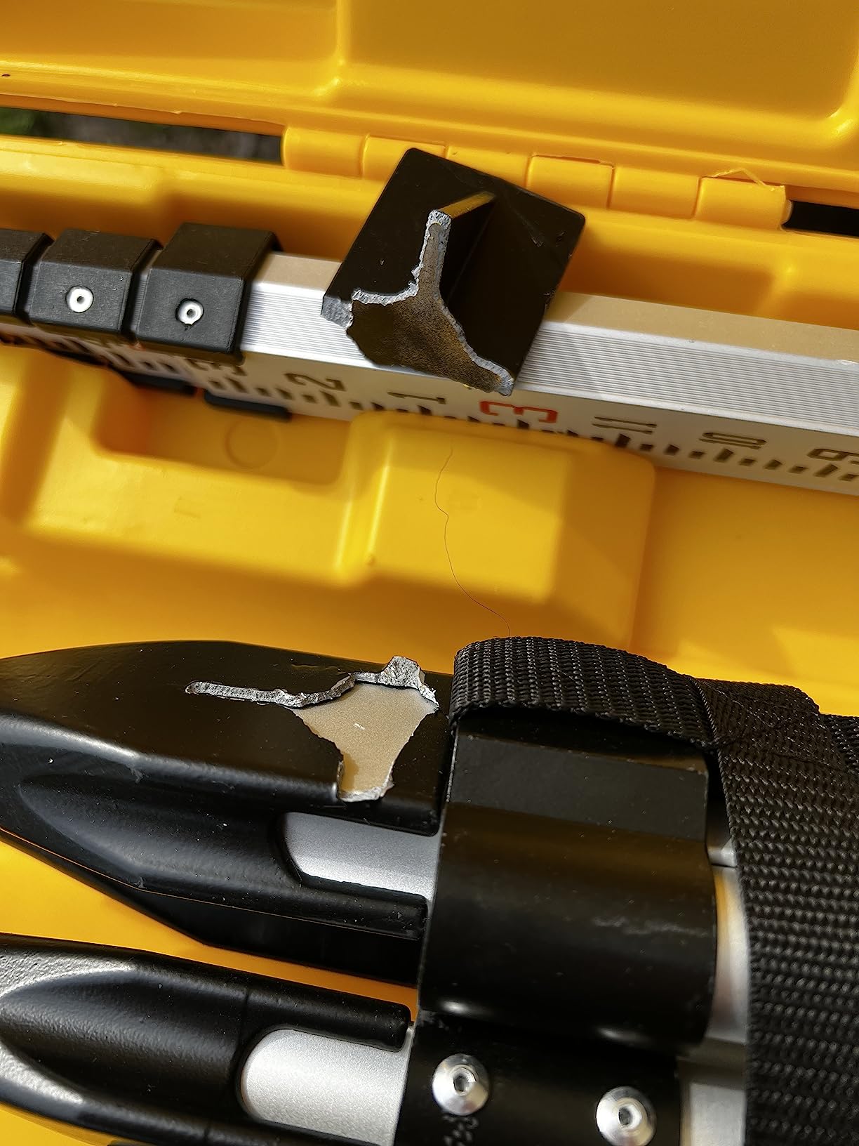 Spectra Precision LL100N-2 Self Leveling Rotary Laser Kit with HR320 Receiver Tripod Entry Level - System Case - Grade Rod (Inches) ±1/8 in Accuracy, 1,150 ft Range, Rugged Jobsite Performance customer photo 1