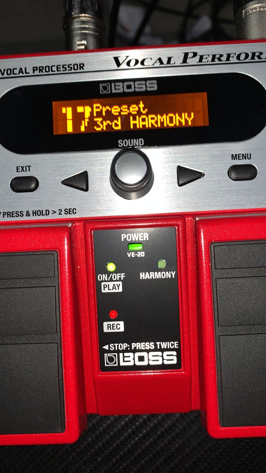 BOSS VE-20 Vocal Performer | Specialized Effects Unit for Vocalists | Add Harmony, Double-Track, Dynamics, Reverb, Delay & More to your Voice | Realtime Pitch-Correction | Special FX | Phrase Looper customer photo 2