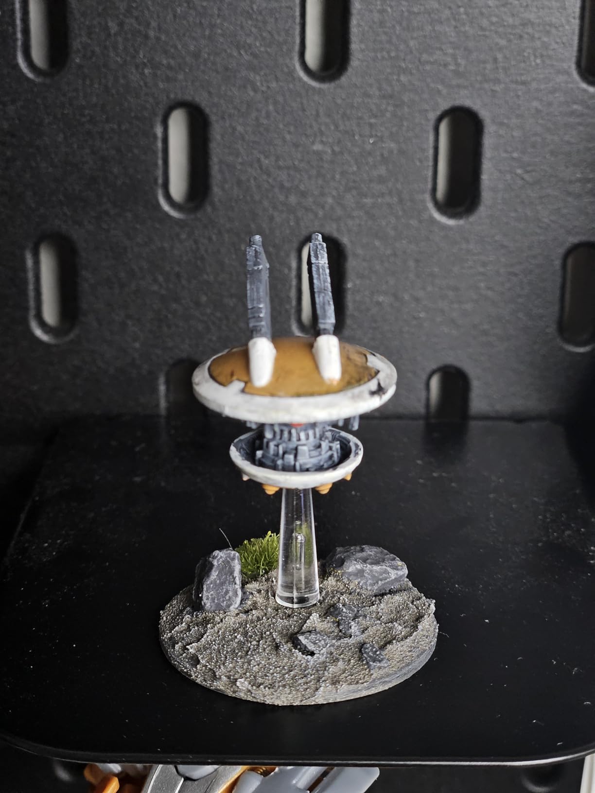 Vallejo - Diorama FX Earth Textures | Brown Earth 200 ml (6.76 fl.oz.) | Premium Acrylic Color For Modelers & Miniature Enthusiasts customer photo 2