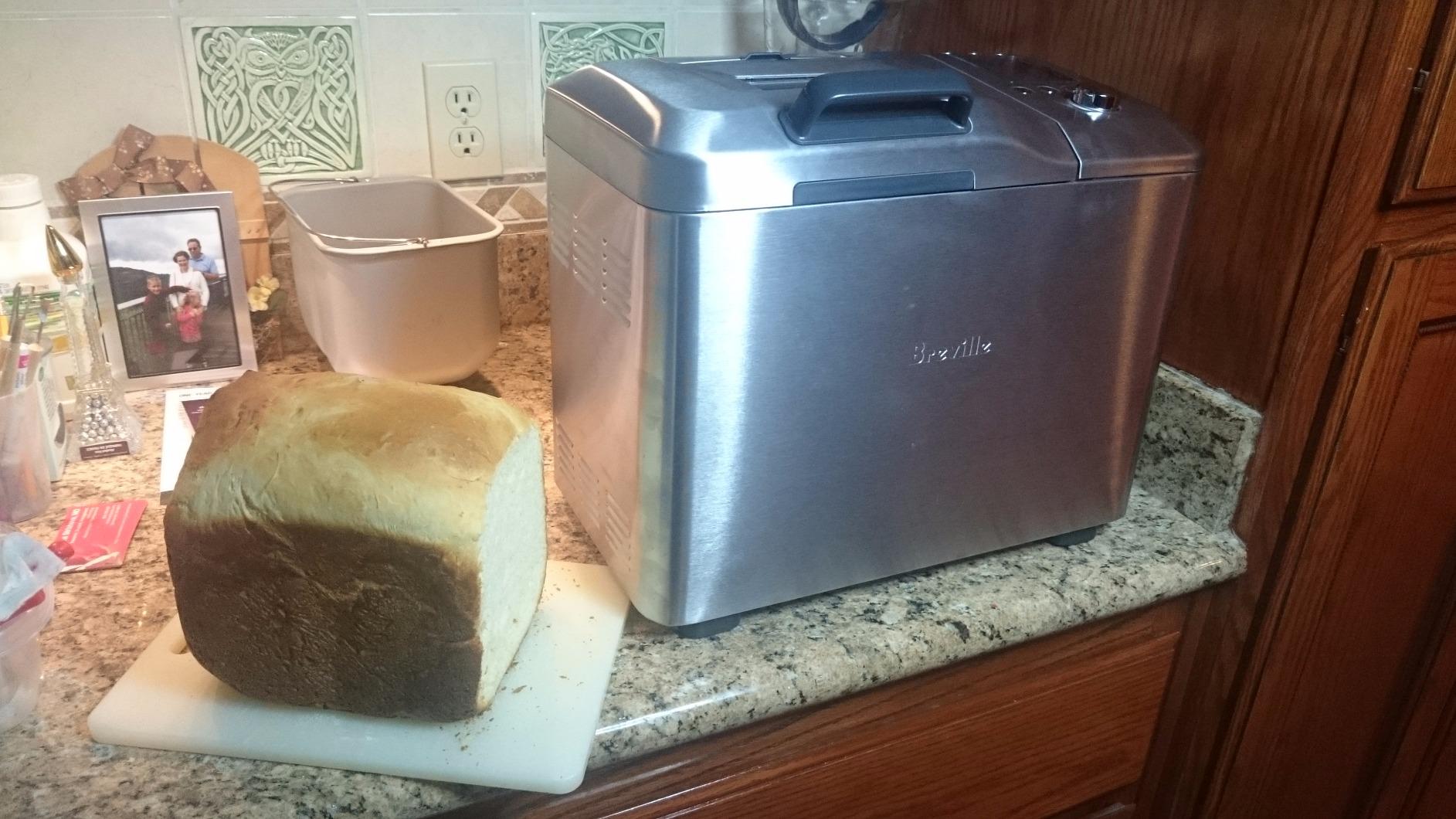Breville BBM800XL Custom Loaf Bread Maker Machine, Brushed Stainless Steel customer photo 1