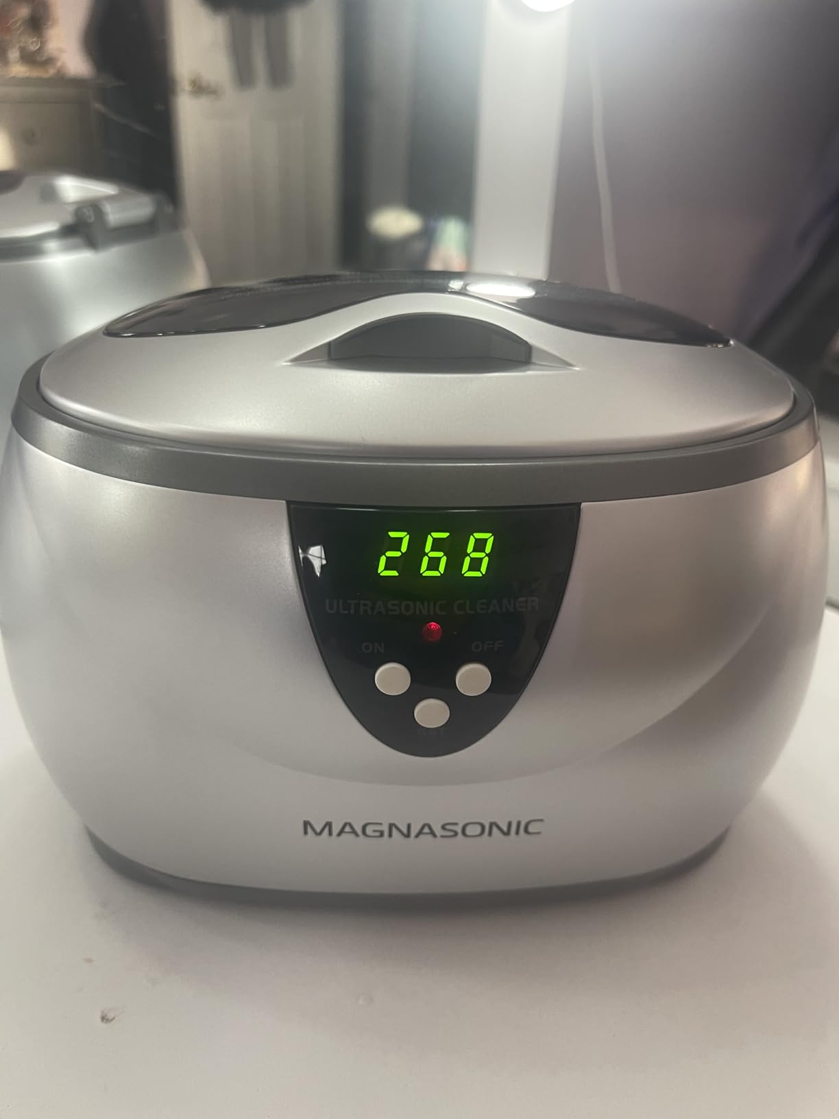 Magnasonic Ultrasonic Cleaner - 20oz Stainless Steel Tank, Digital Timer, 5 Cleaning Modes, Ultrasonic Jewelry Cleaner for All Jewelry, Eyeglasses, Watches, Dentures, Retainers & More customer photo 2