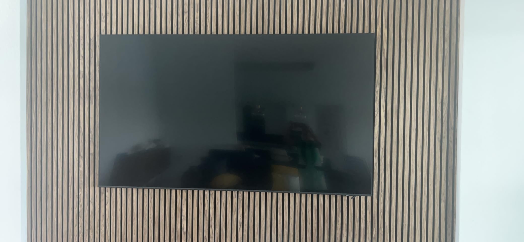 Trademark Soundproofing Mass Loaded Vinyl 1lb - MLV Soundproofing for Wall Sound Barrier - Sound Insulation - 4' x 10', Covers 40 sf - Made in USA customer photo 1