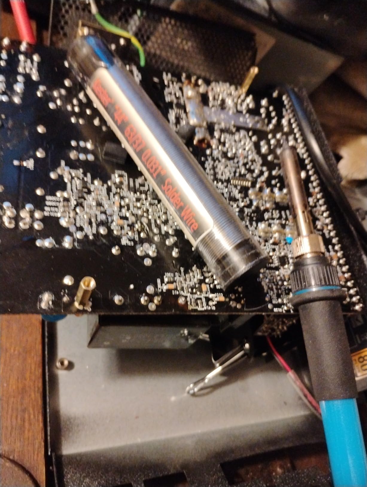 Kester 44 Solder Wire, 63/37 0.031 inch RMA Rosin Core, 1-ounce Tube customer photo 1