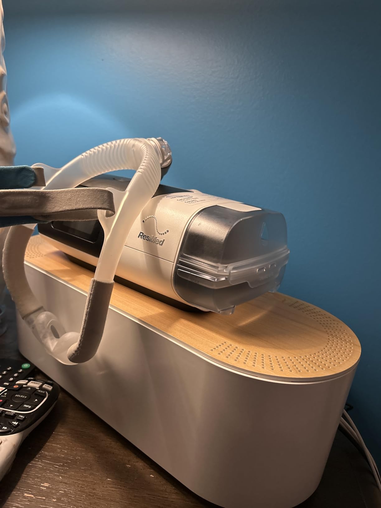 D-Line Cable Management Box, Power Strip Holder, Floor Outlet Hiders, Desk Cord Organizer, Cover TV Wires, Wire Storage, Extension Hider, Office Concealer for Cords, Baby Proof Cables - Large, Black customer photo 2