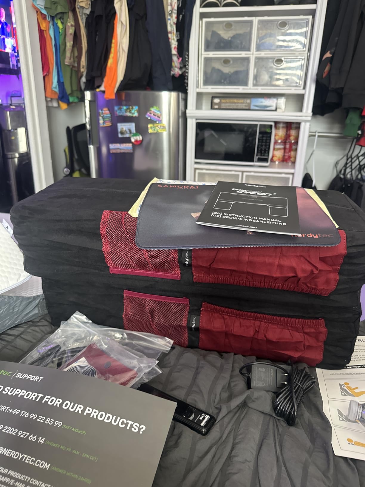 Couchmaster CYCON³ HORIZONLIGHT Bar, Ultimate Ergonomic USB-Hub Gaming Lap Desk for Couch and Bed, Large, Stable and Compatible with All Keyboards and Mouse/Mice, Laptops, PCs, PS4/5, Xbox customer photo 2