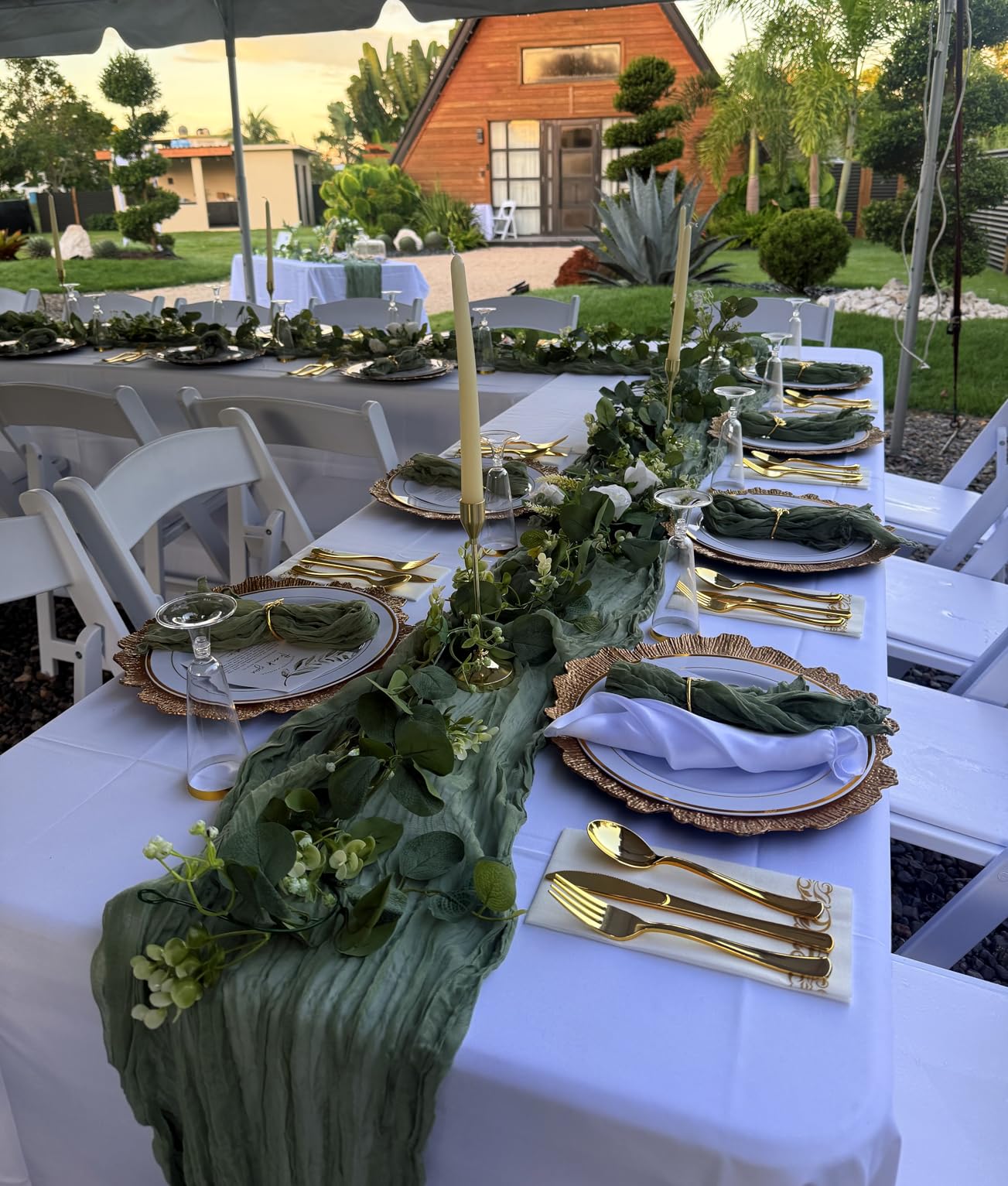 Flash Furniture Hercules Series Folding Chair - White Resin - Set of 4 800LB Weight Capacity Comfortable Event Chair - Light Weight Folding Chair customer photo 2