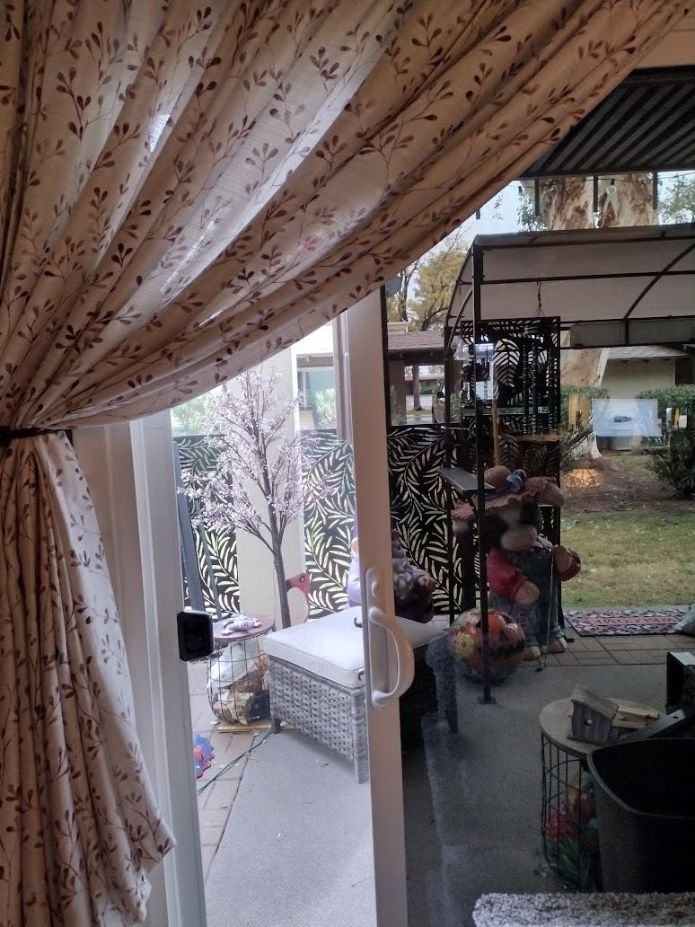 Privacy Residential/Commercial Window Film Chrom N05 (36in X 50ft) customer photo 1