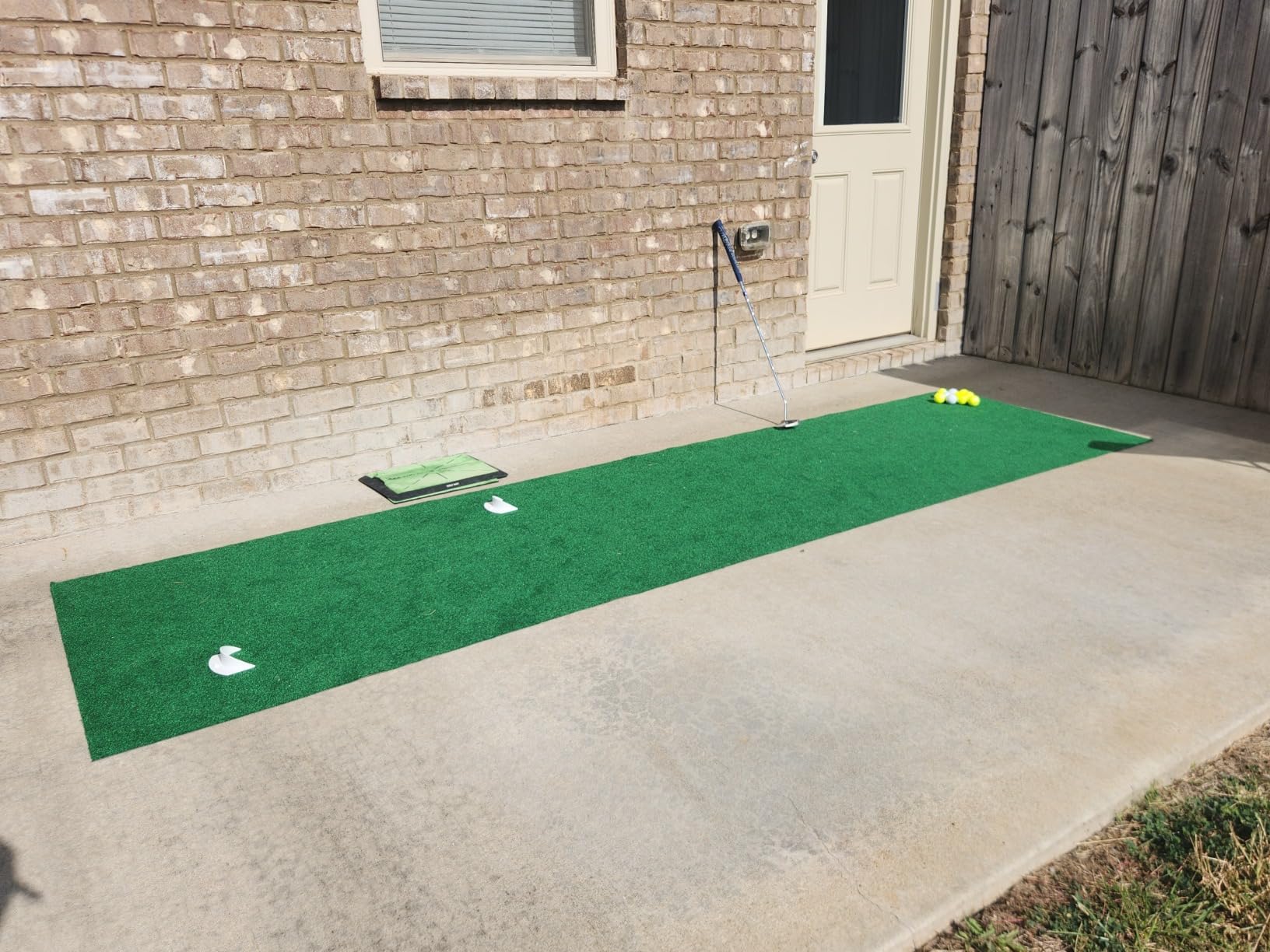 Putt-A-Bout Golf Putting Mat, 3 x 11-Feet, Green customer photo 1