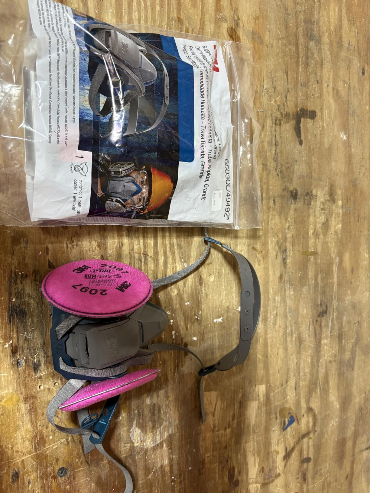 3M Rugged Comfort Quick Latch Half Facepiece Reusable Respirator customer photo 2