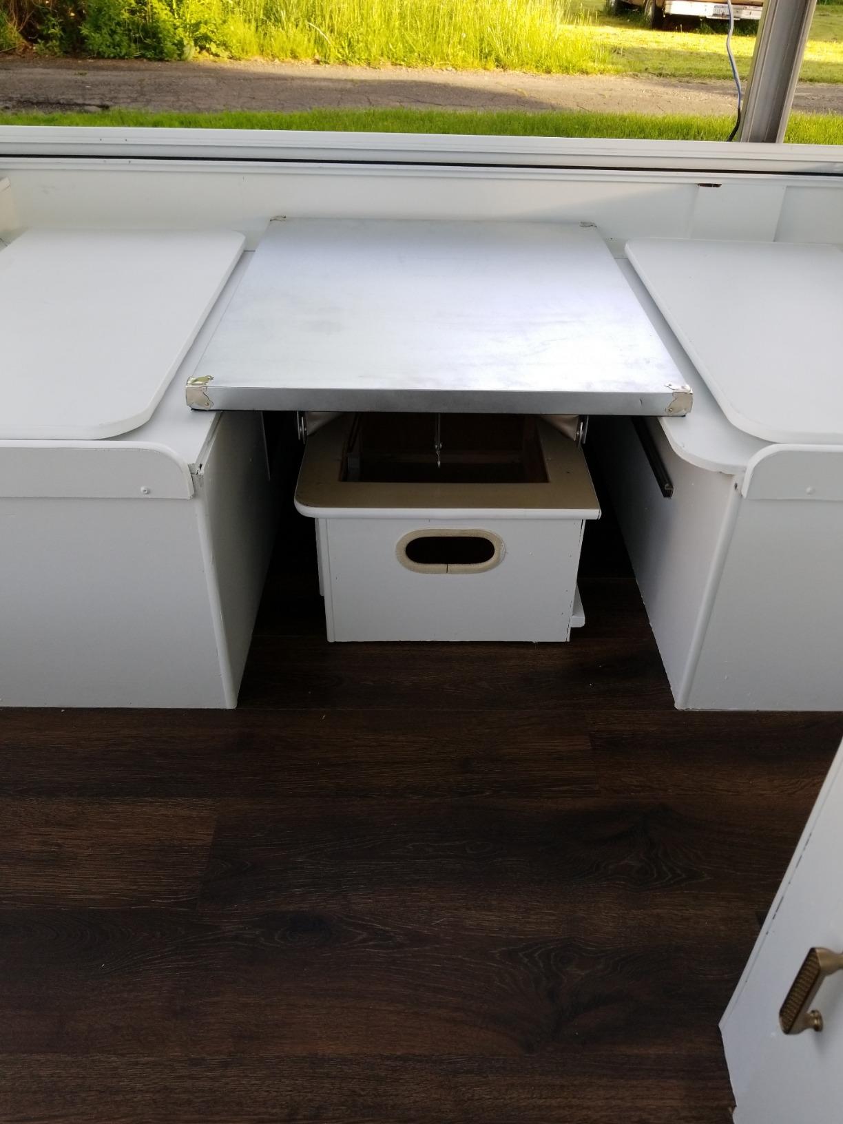 T-Molding Arcade Mame - Smooth White - 5/8