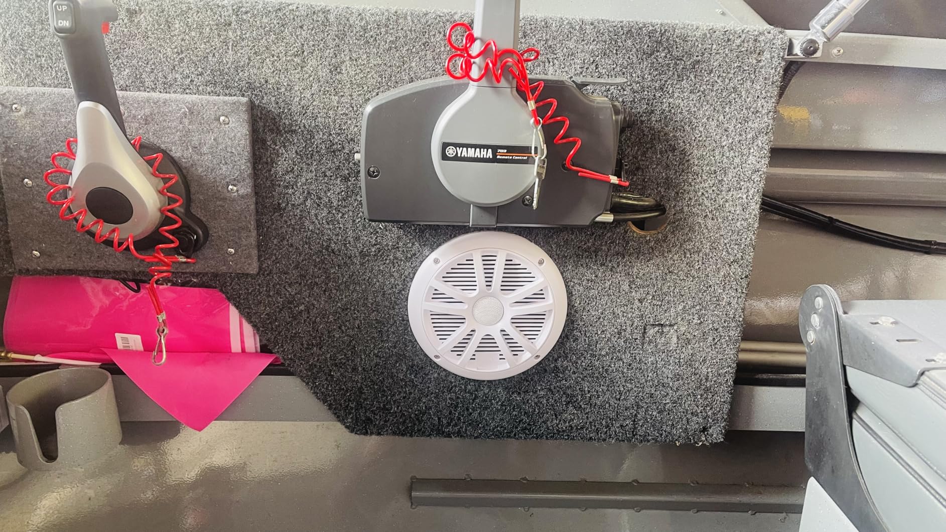 BOSS Audio Systems MCKGB350W.6 Weatherproof Marine Gauge Receiver and Speaker Package - IPX6 Receiver, 6.5 Inch Speakers, Bluetooth Audio, USB/MP3, AM/FM, NOAA Weather Band Tuner, no CD Player customer photo 2