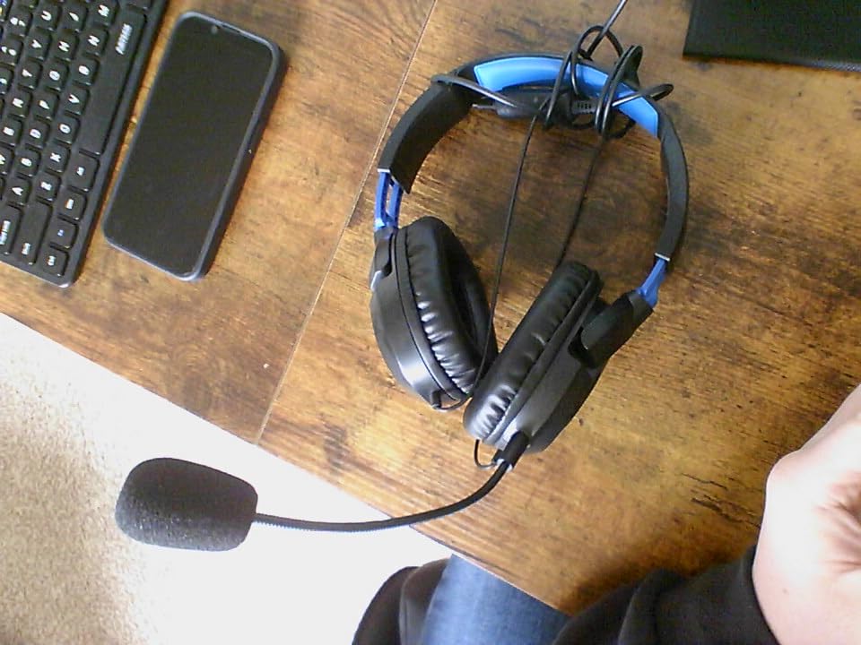 Turtle Beach Recon 50 Xbox Gaming Headset - Officially Licensed for Xbox Series X|S, Xbox One, and Windows PCs with 3.5mm - Also works with PS5, PS4, and Mobile Devices, Removable Mic, 40mm Speakers customer photo 1