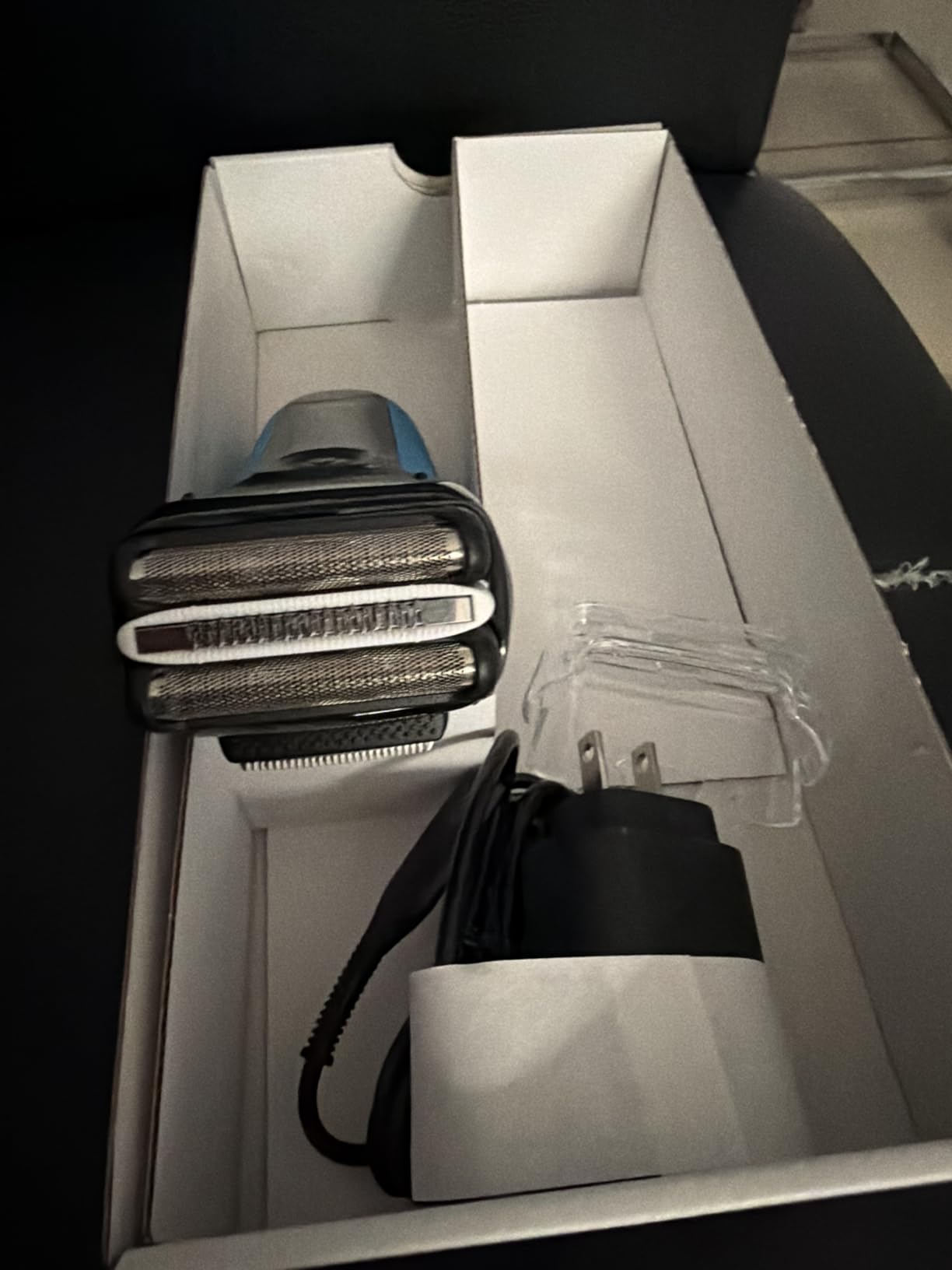 Braun Electric Series 3 Razor with Precision Trimmer, Rechargeable, Wet & Dry Foil Shaver for Men, Blue/Black, 4 Piece customer photo 1