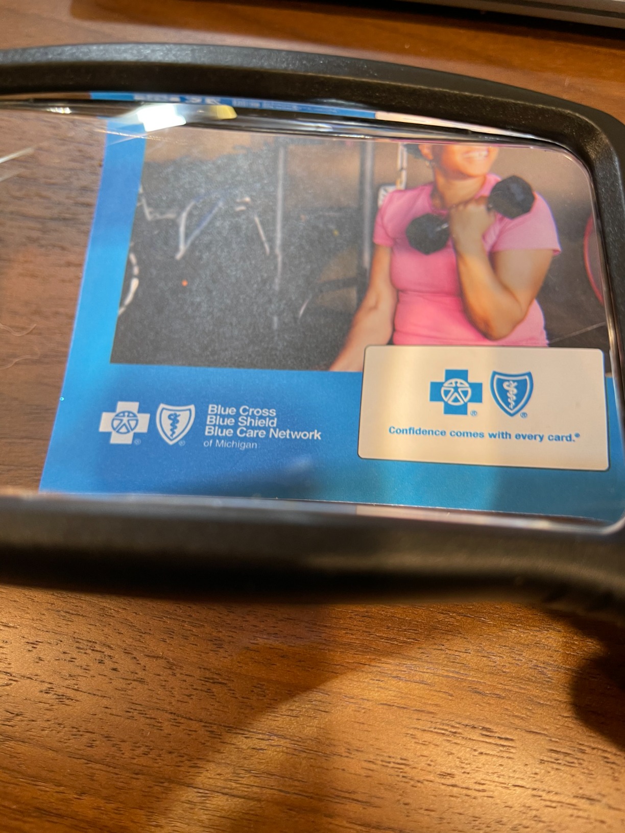 MagniPros Jumbo Size Magnifying Glass Wide Horizontal Lens (3X Magnification) - Shockproof Housing & Scratch Resistant Design W/Large Viewing Area Ideal for Reading Small Prints & Low Vision customer photo 1